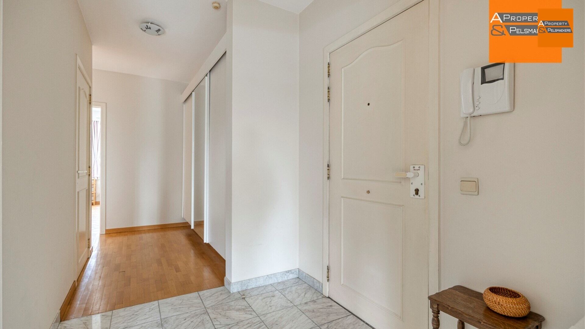 Appartement te koop in SINT-PIETERS-WOLUWE
