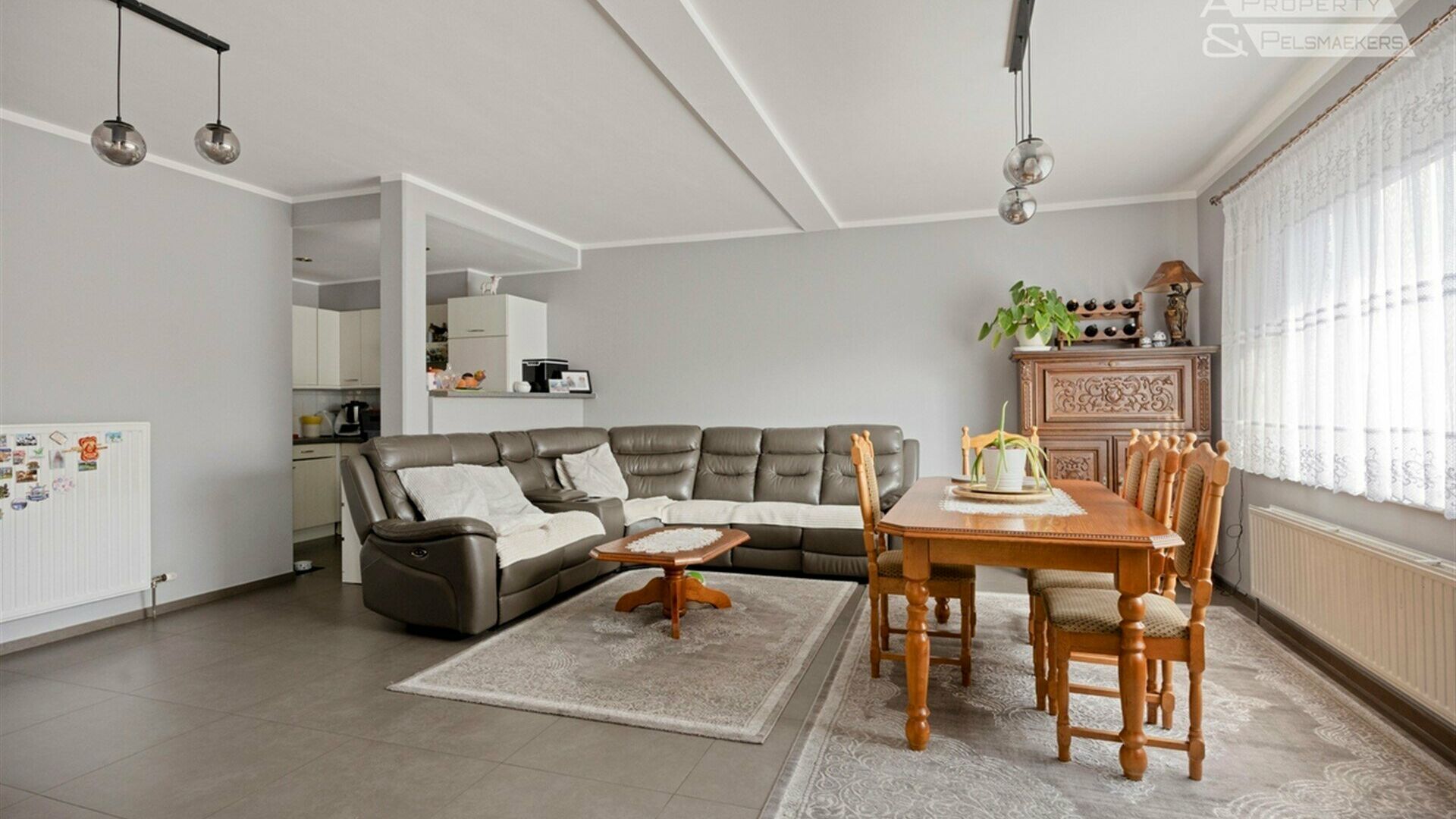 Appartementsgebouw te koop in MEERBEEK