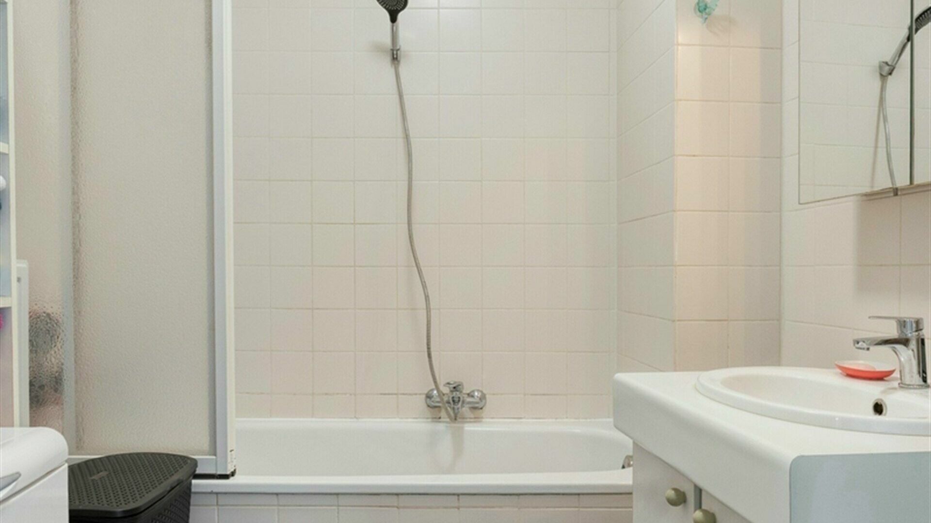 Appartementsgebouw te koop in MEERBEEK