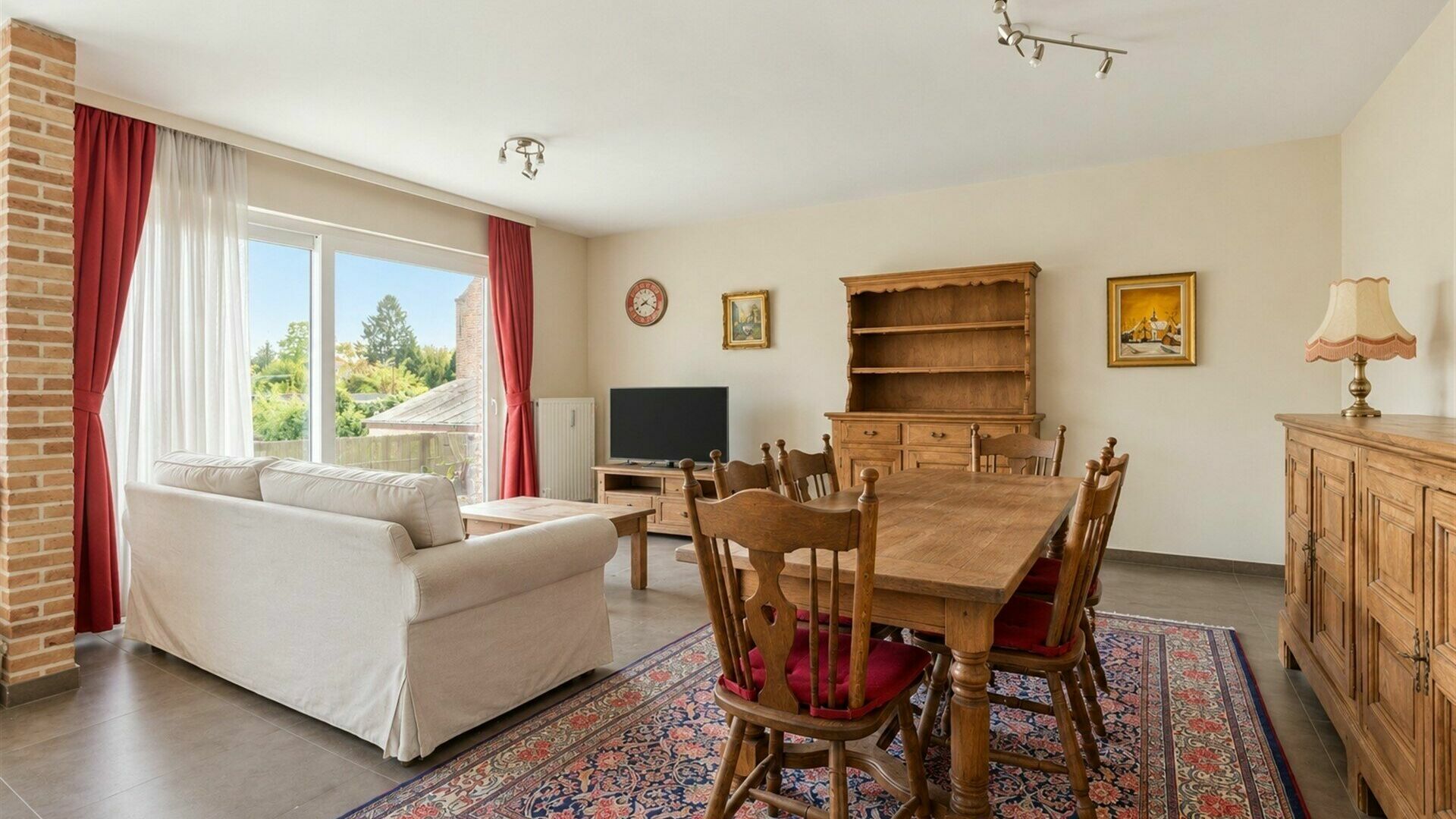 Appartementsgebouw te koop in MEERBEEK