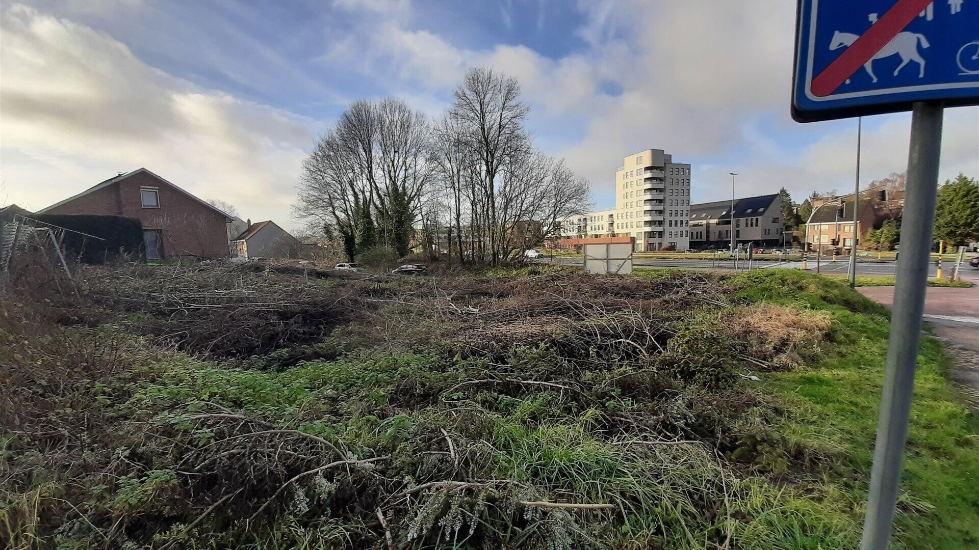 Office building for sale in Sint-Stevens-Woluwe