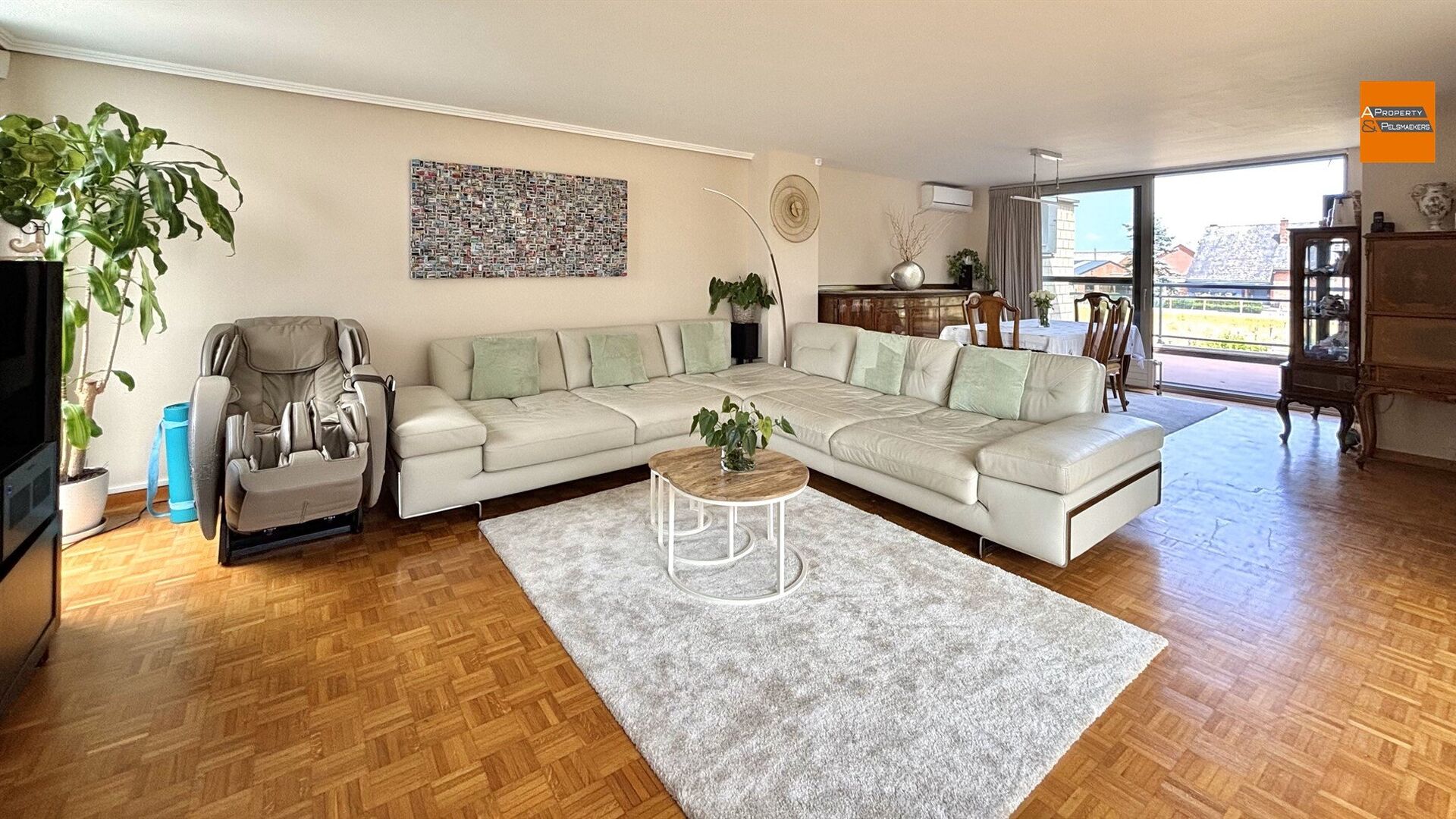 Call floor for sale in NOSSEGEM