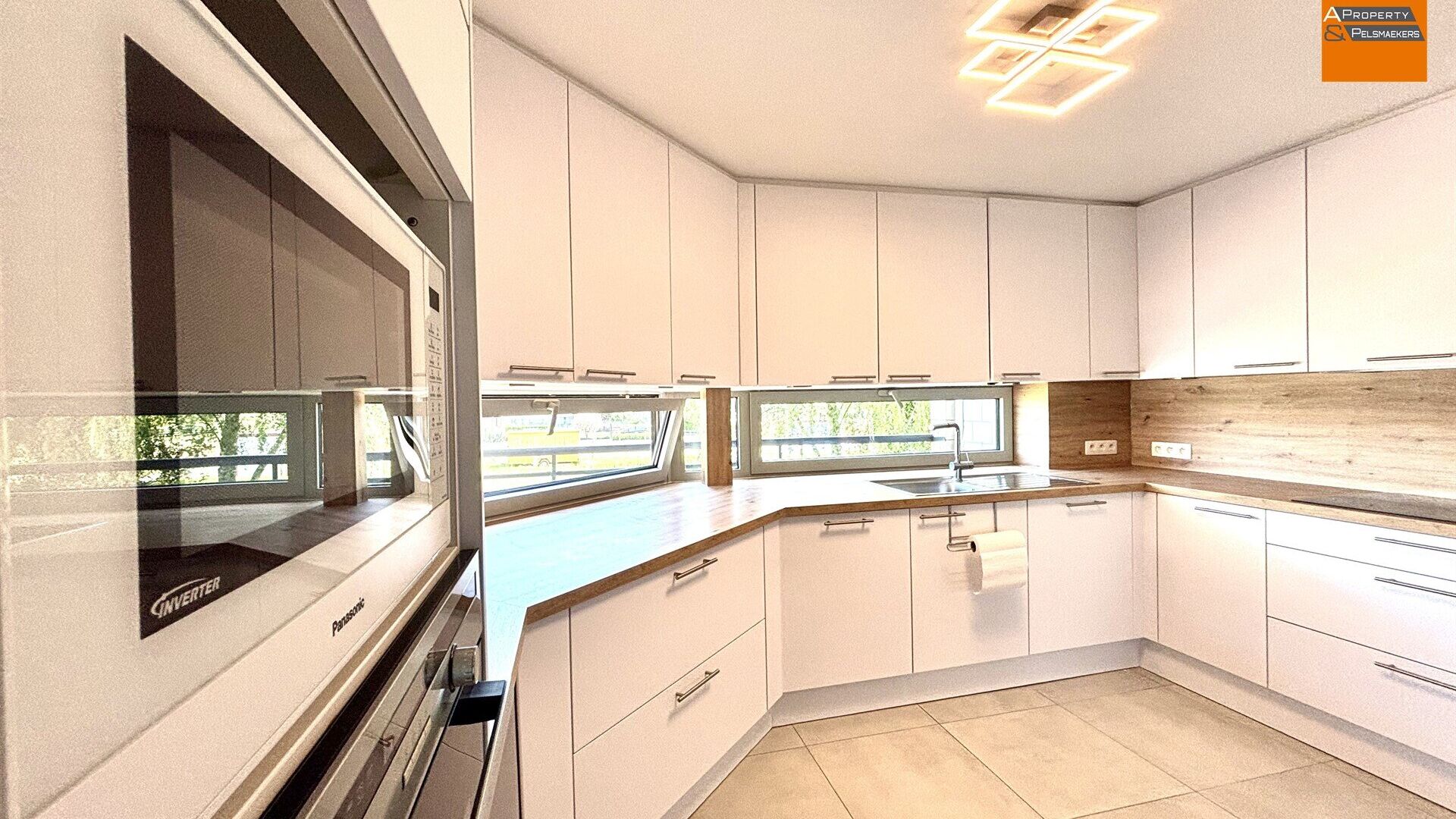 Call floor for sale in NOSSEGEM