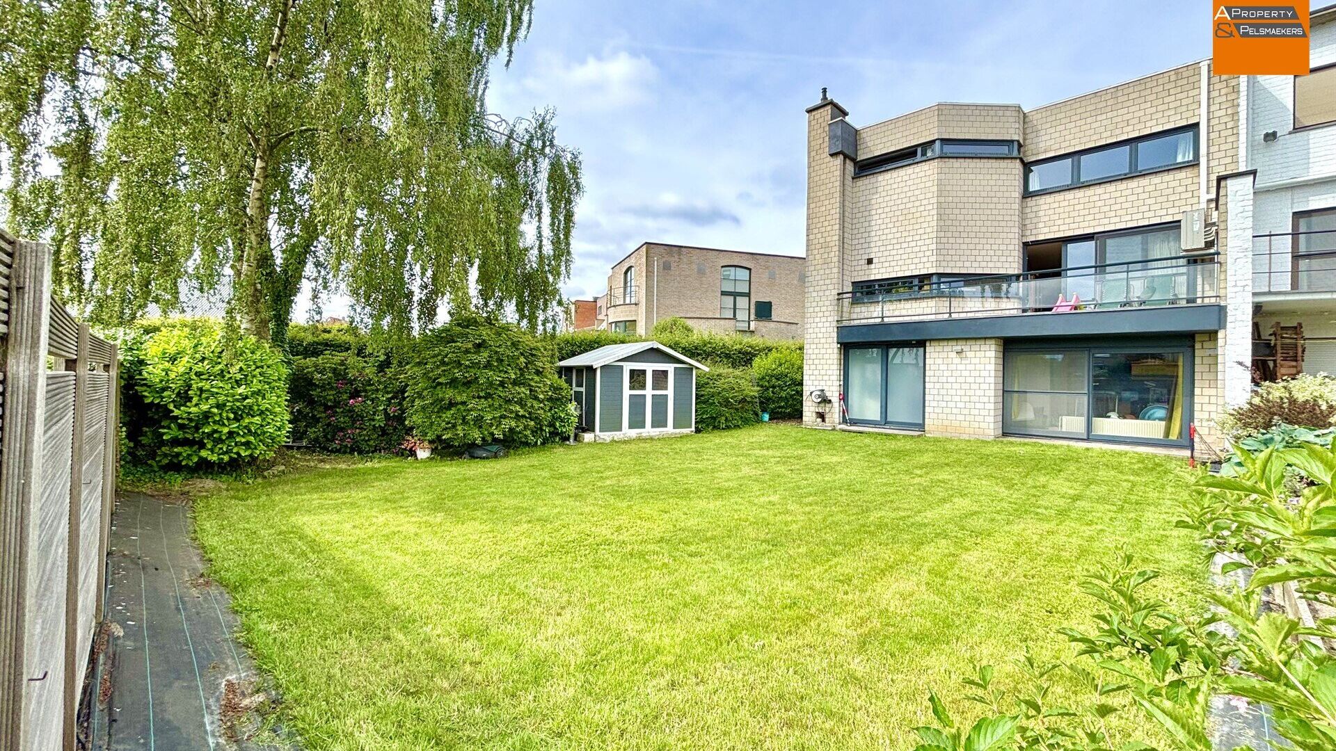 Call floor for sale in NOSSEGEM