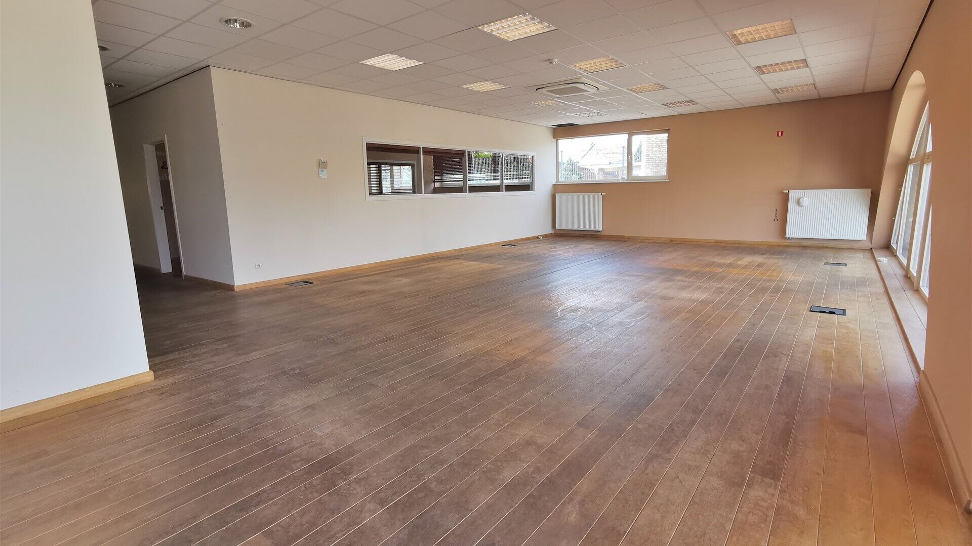 Commerce à louer à HERENT