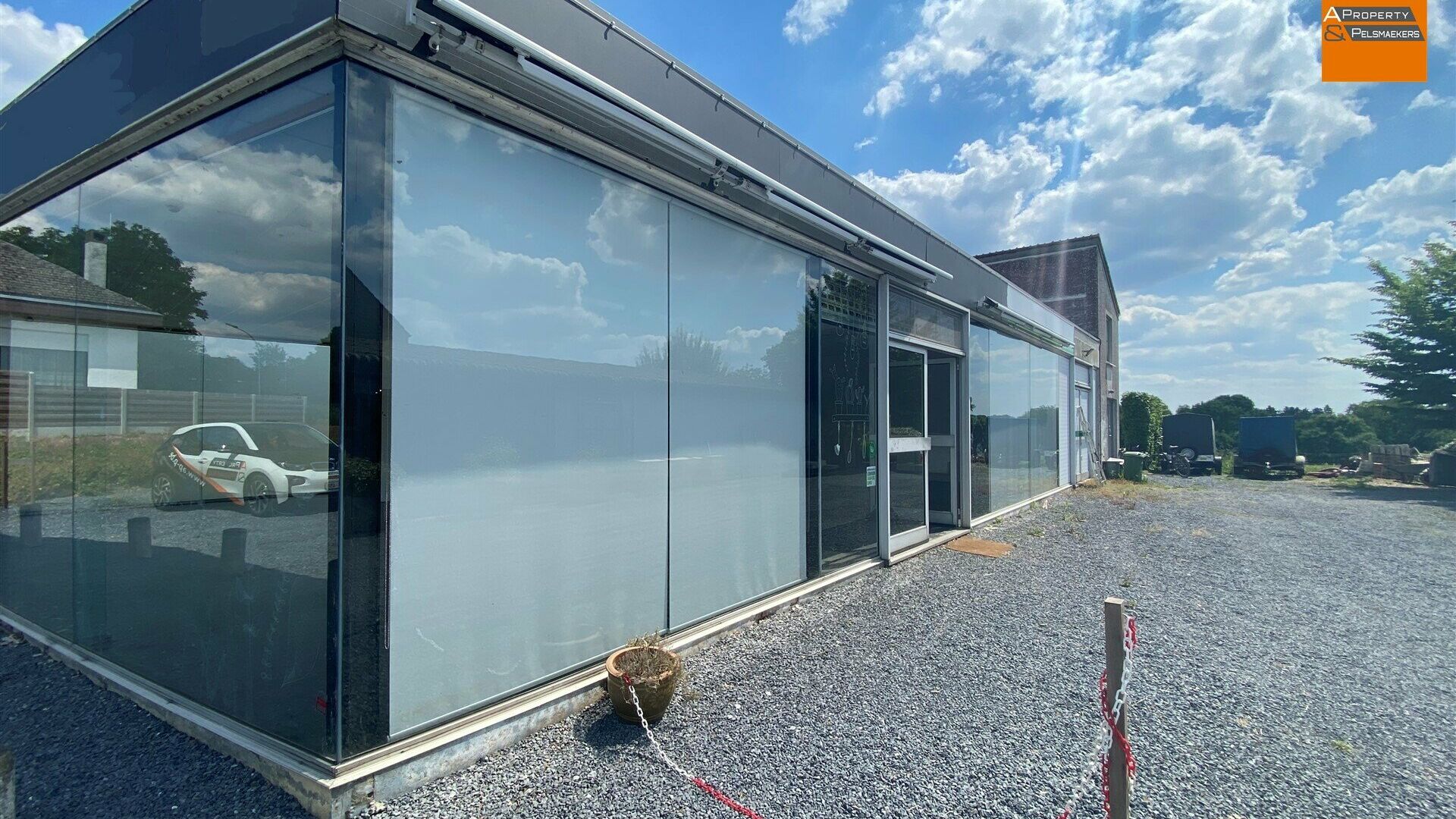 Commercial building for rent in HEVERLEE