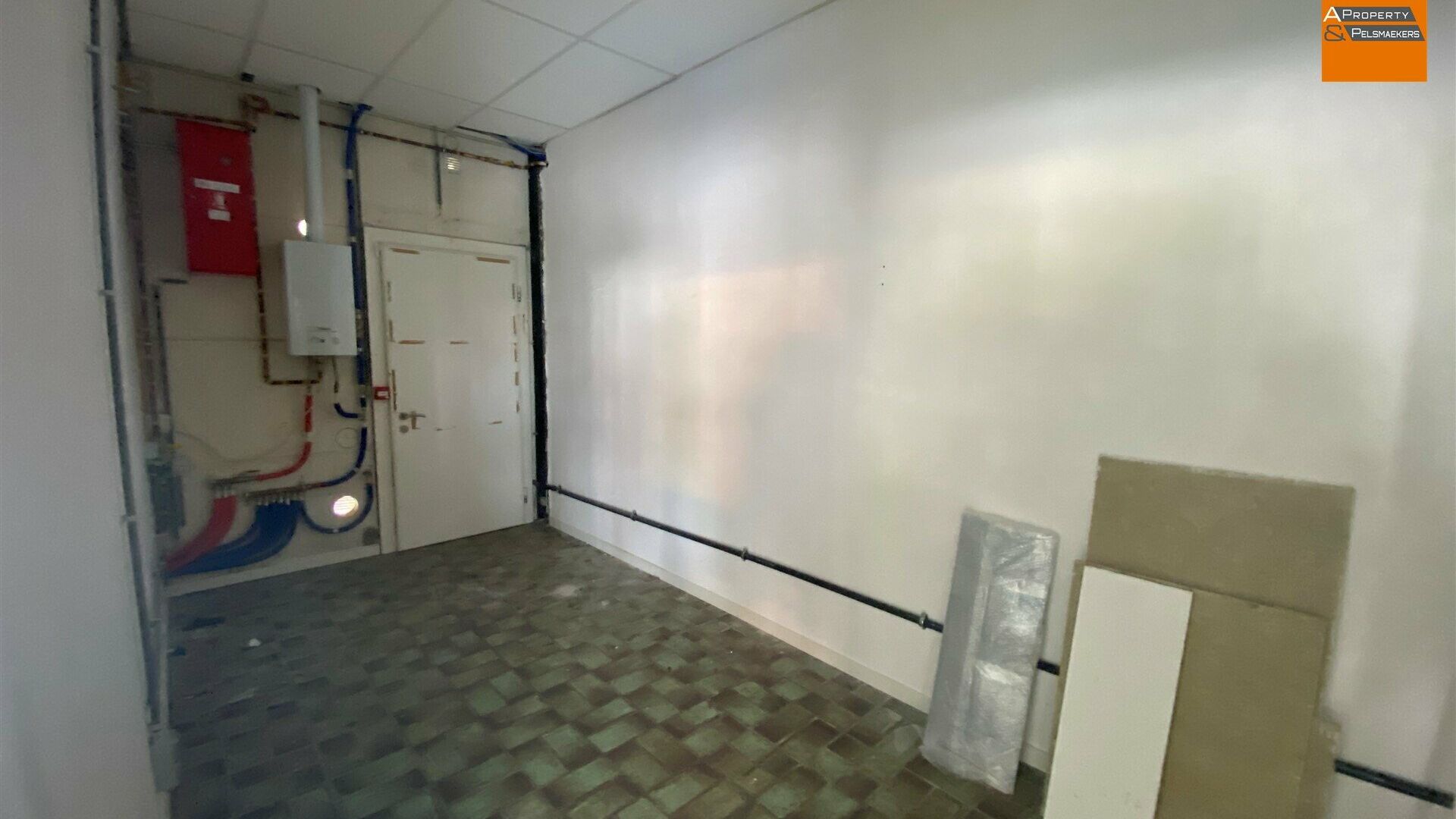 Commercial building for rent in HEVERLEE