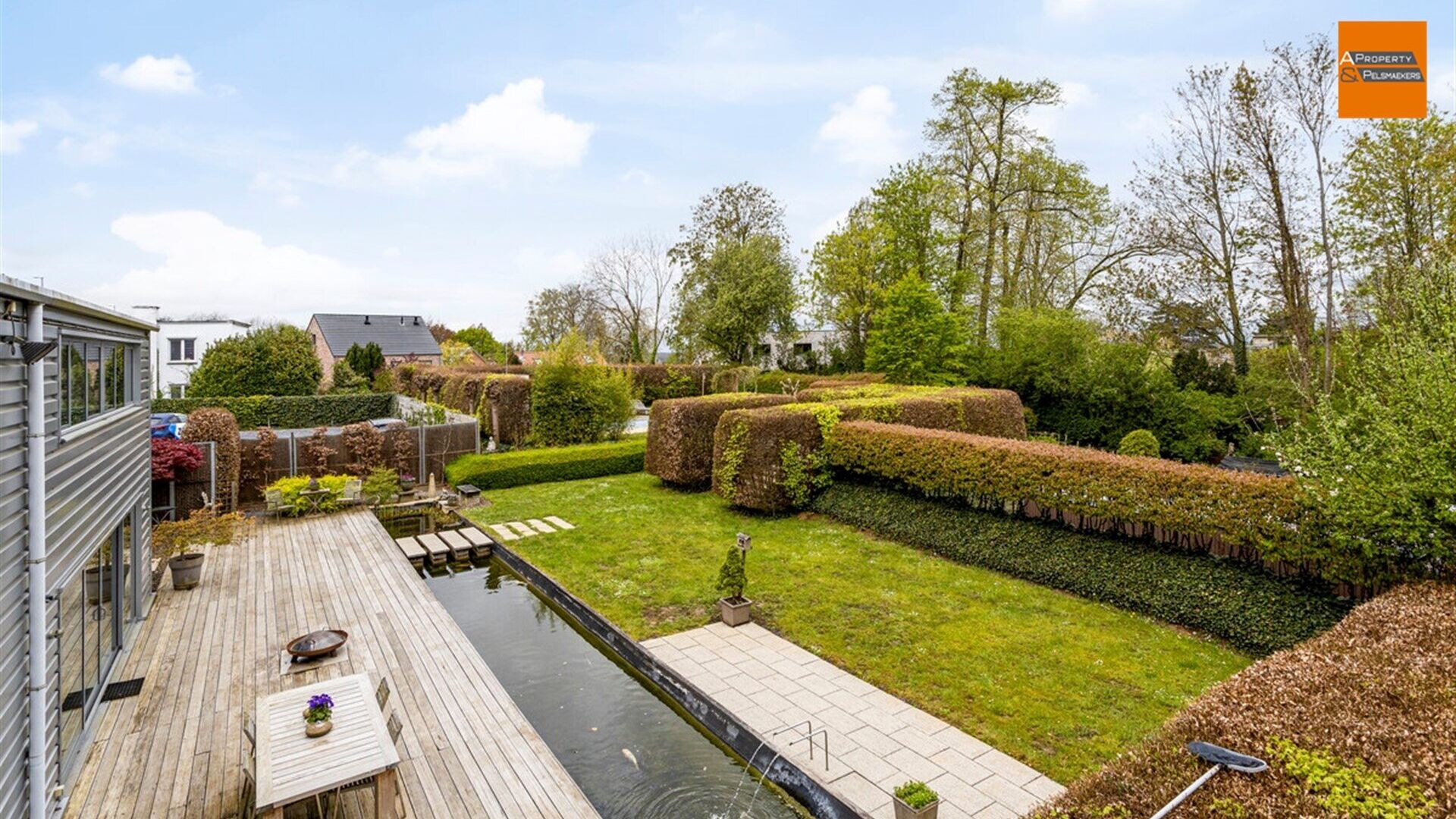 Commercieel gebouw te koop in WINKSELE
