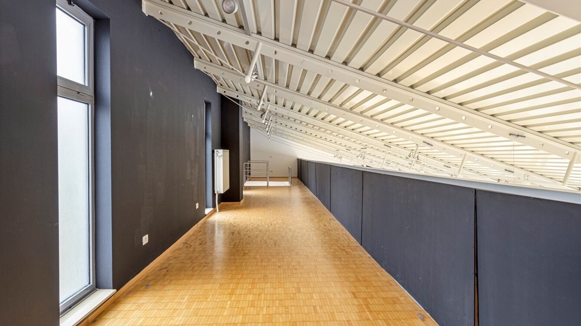 Commercieel gebouw te koop in WINKSELE