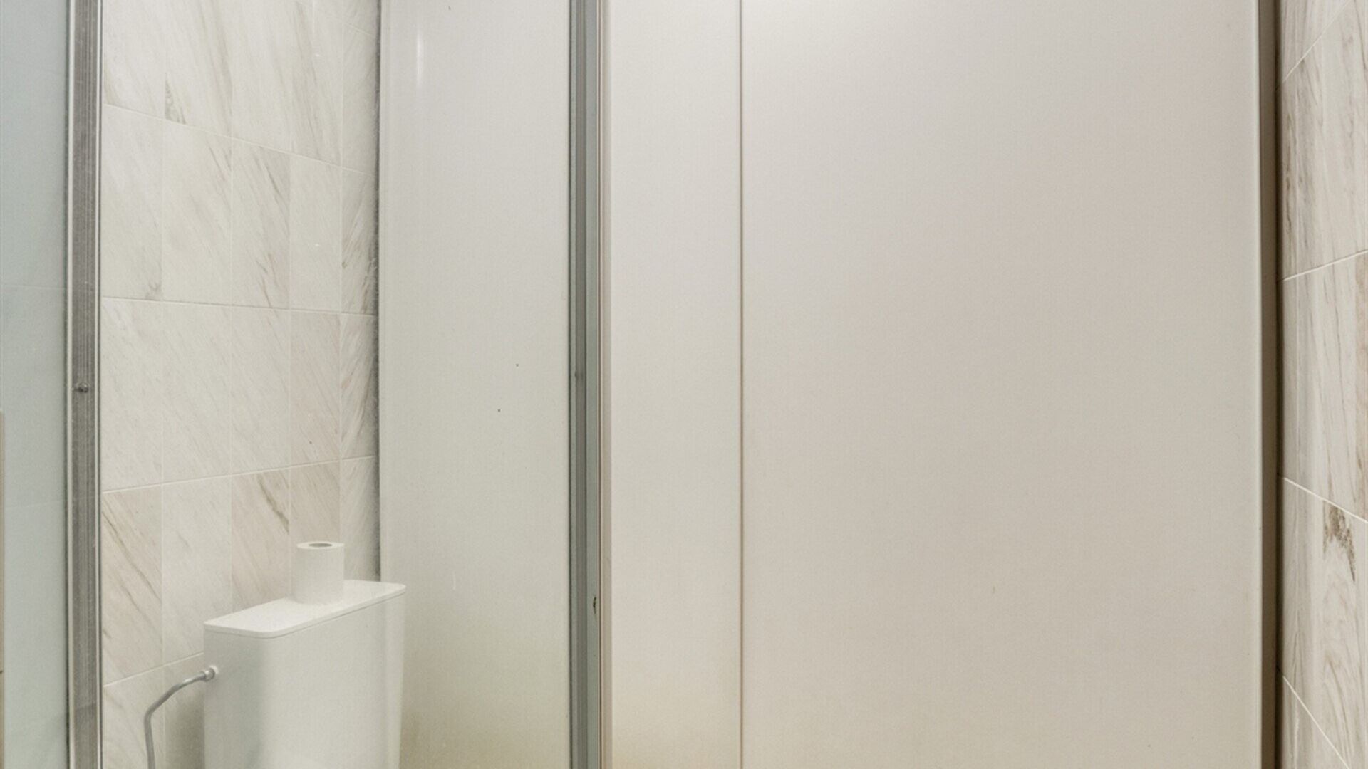 Gelijkvloers te koop in SINT-STEVENS-WOLUWE