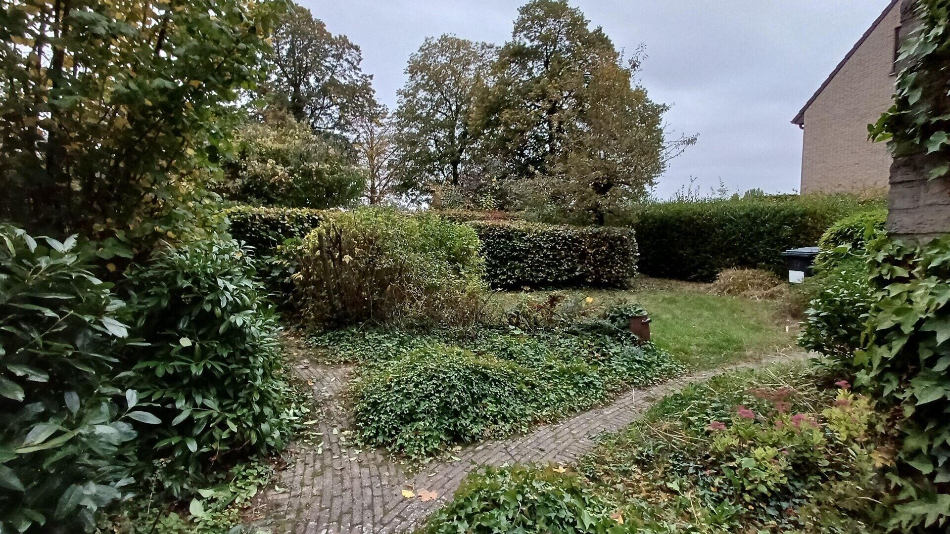 Gelijkvloers te koop in SINT-STEVENS-WOLUWE