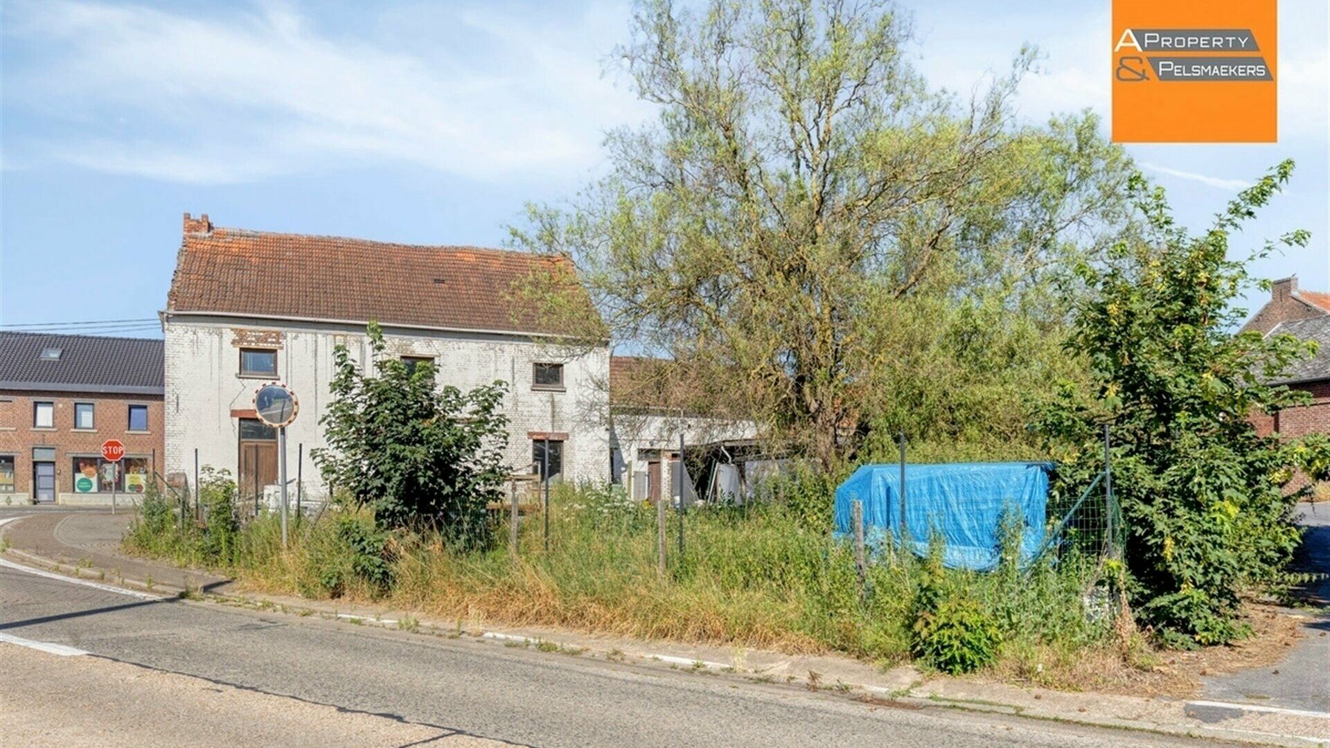 Gemengd gebouw te koop in LUBBEEK