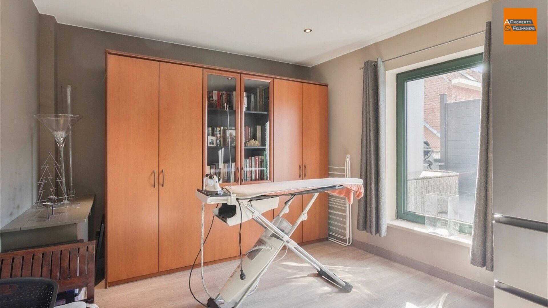 Gemengd gebouw te koop in STEENOKKERZEEL