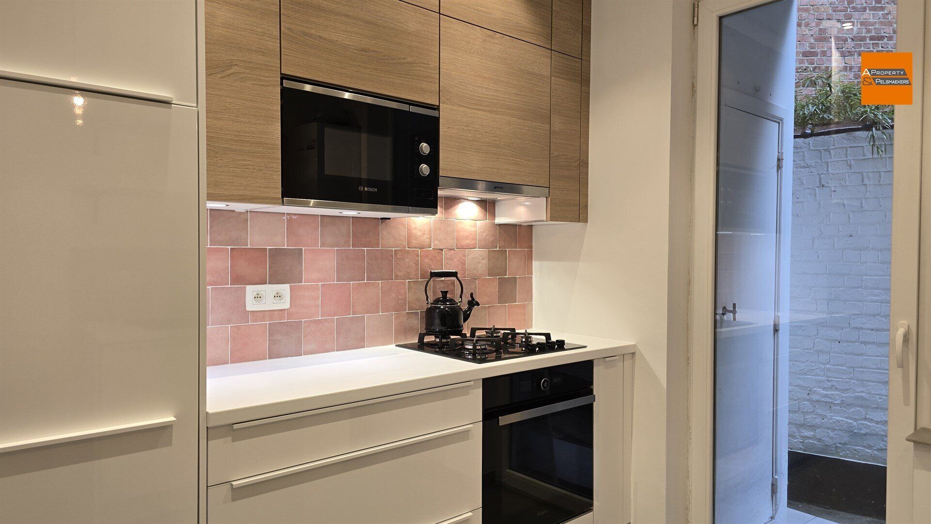 Ground floor for rent in ETTERBEEK