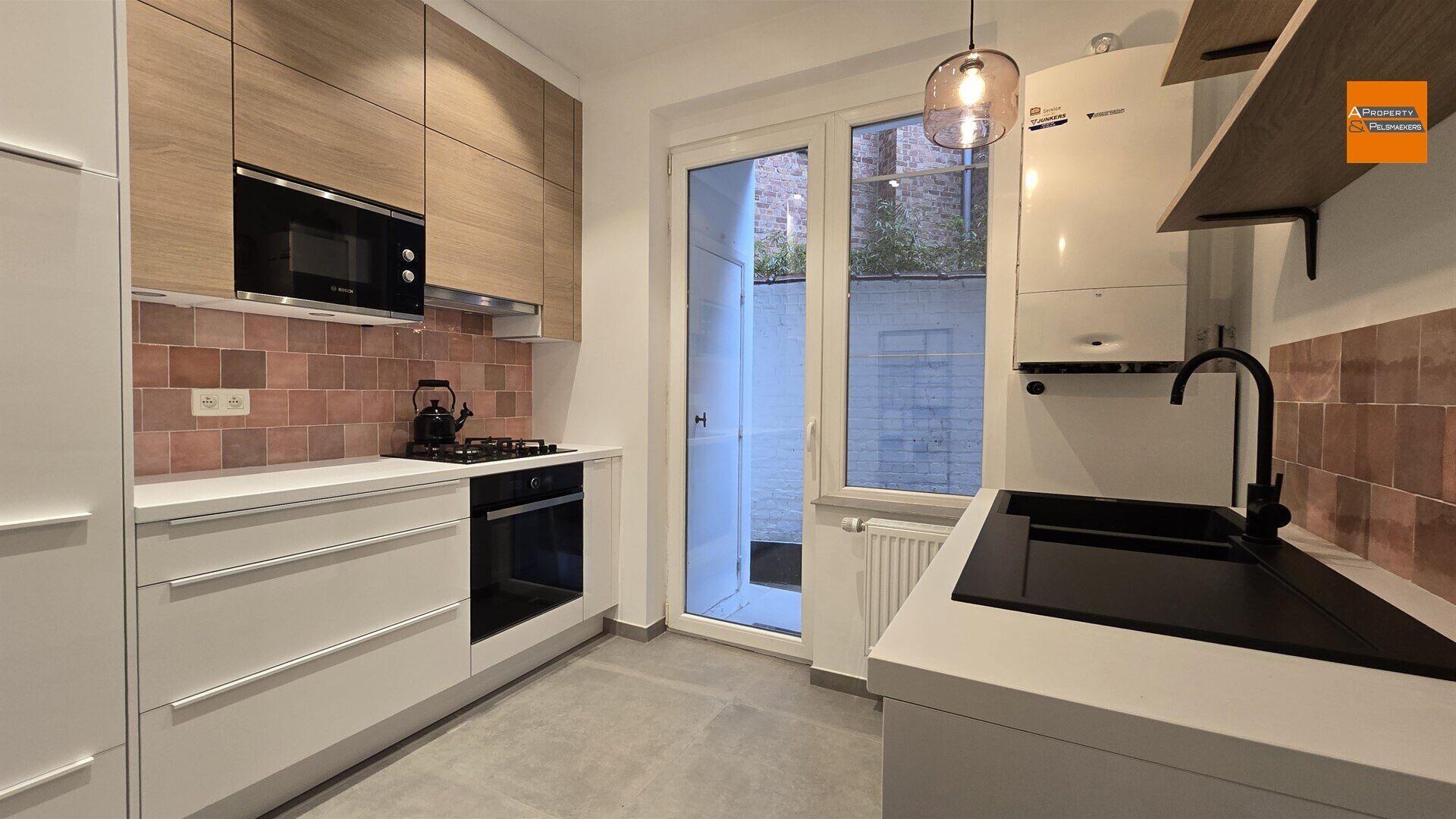 Ground floor for rent in ETTERBEEK