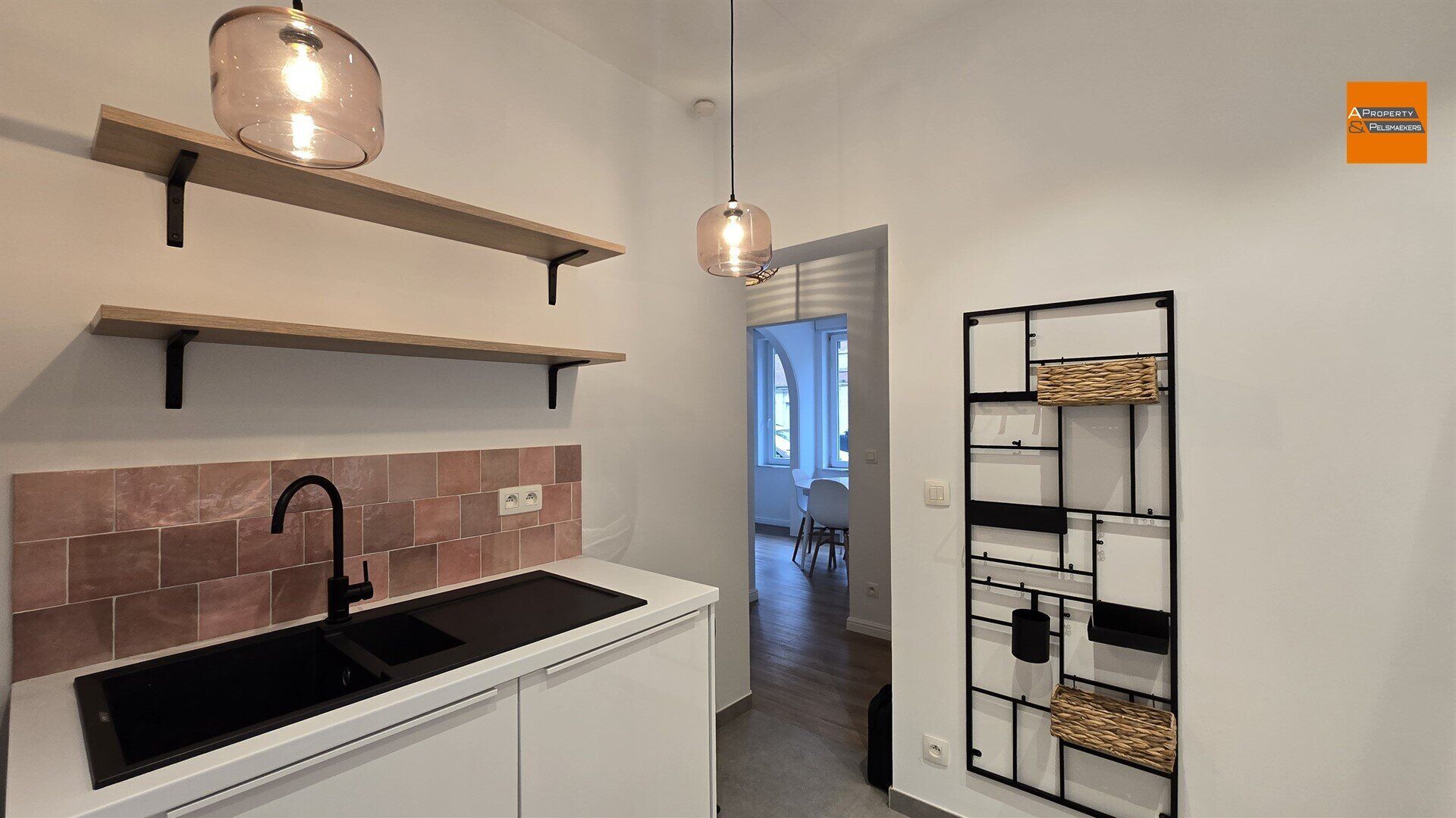 Ground floor for rent in ETTERBEEK