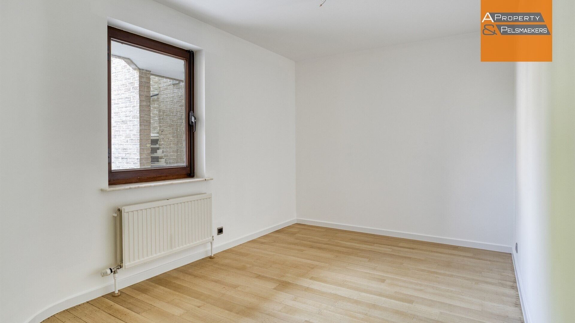 Ground floor for sale in SINT-STEVENS-WOLUWE