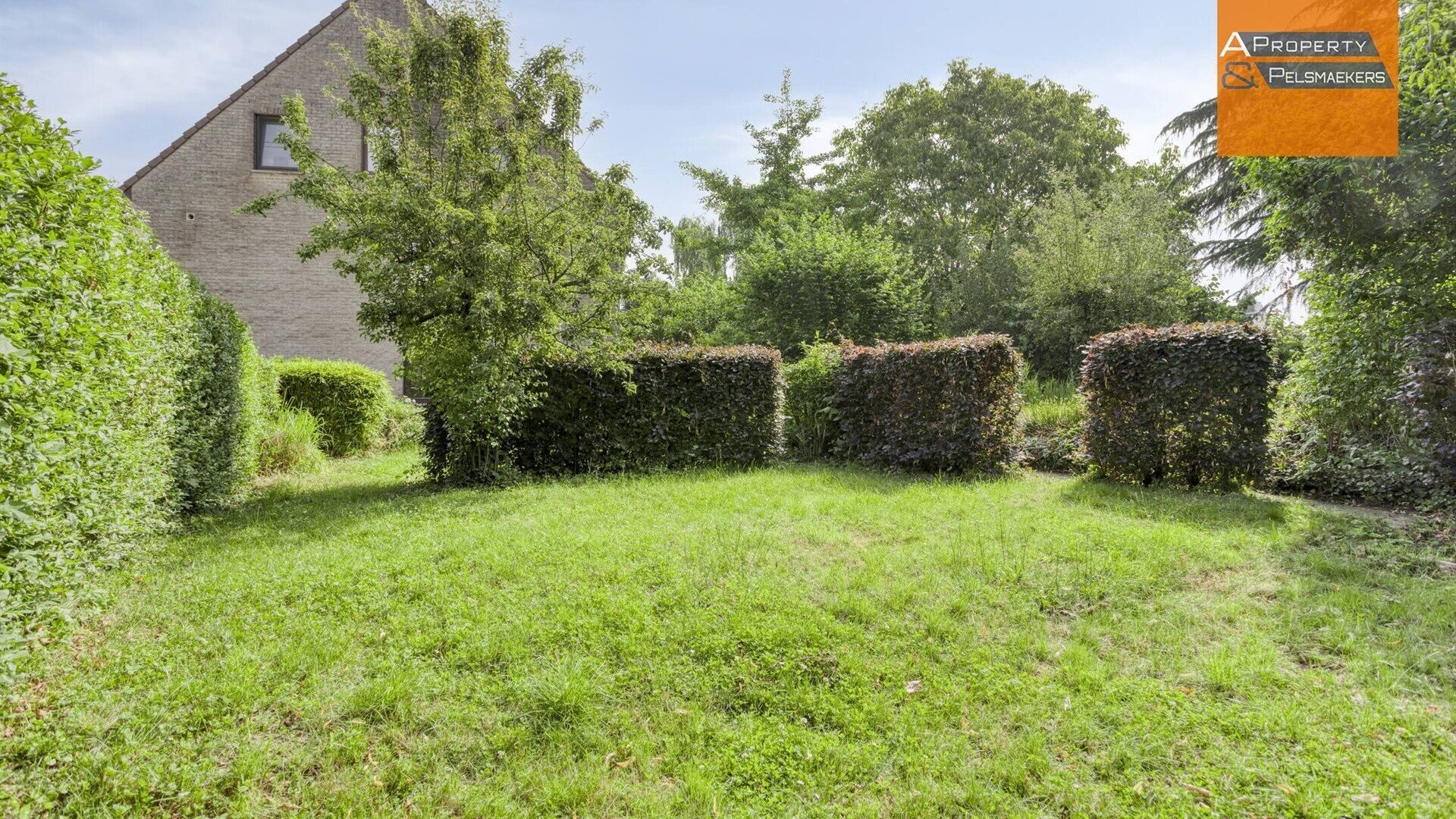 Ground floor for sale in SINT-STEVENS-WOLUWE