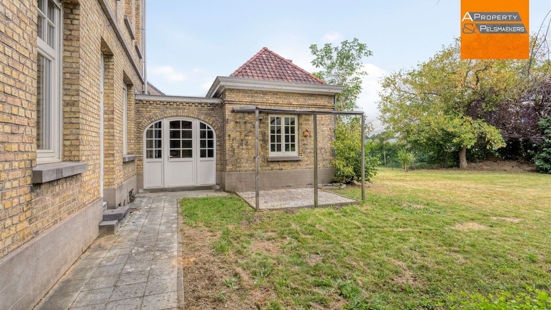 Herenhuis te koop in KORTENBERG