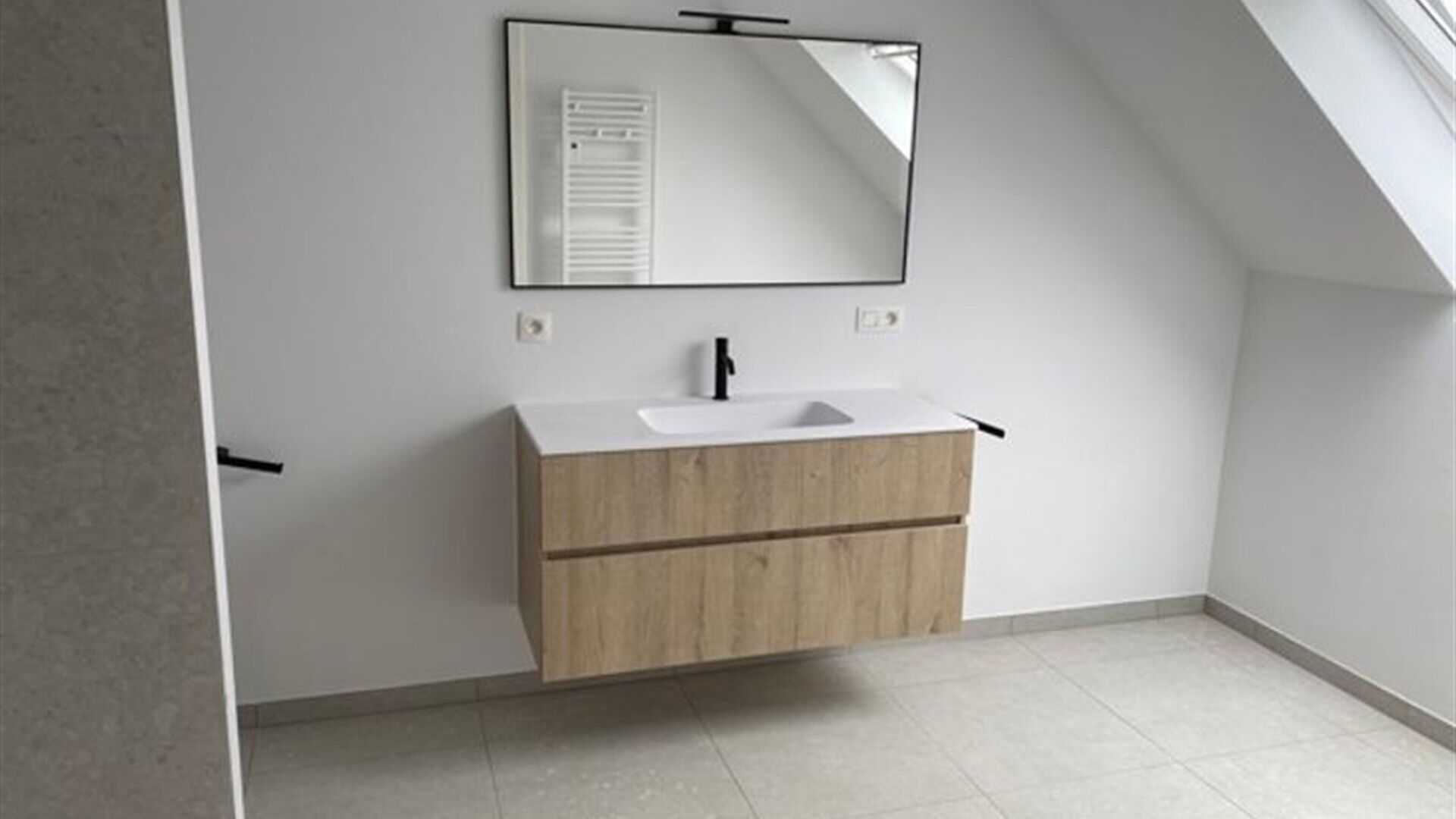 House for rent in STERREBEEK