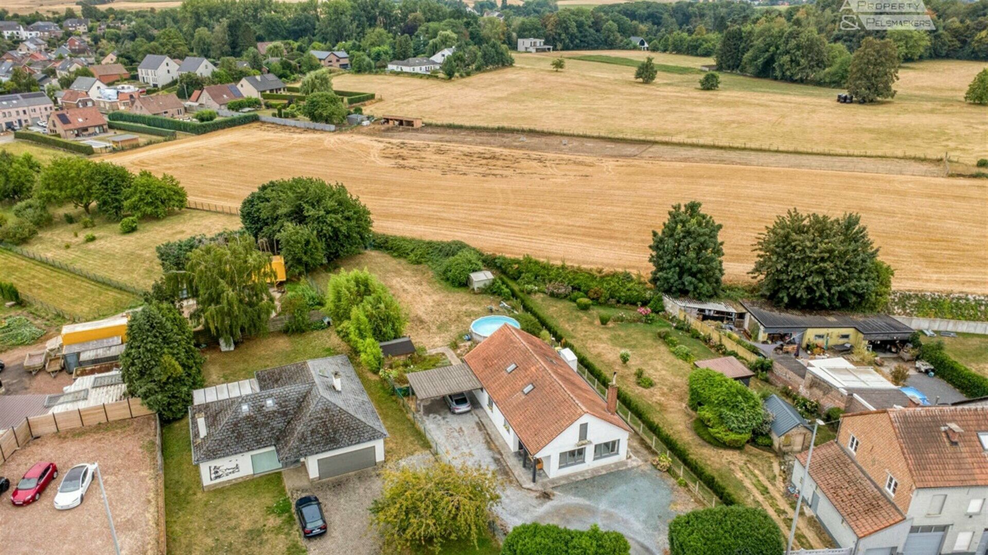 House for sale in LEEFDAAL