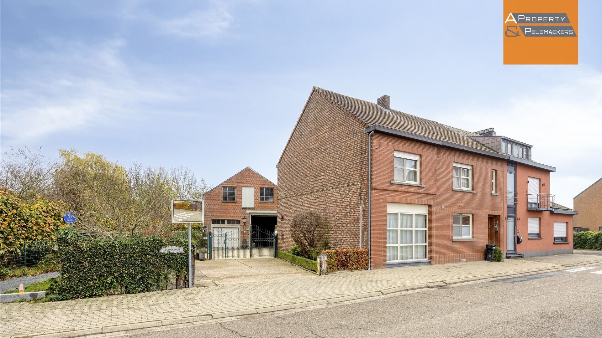 House for sale in MEERBEEK