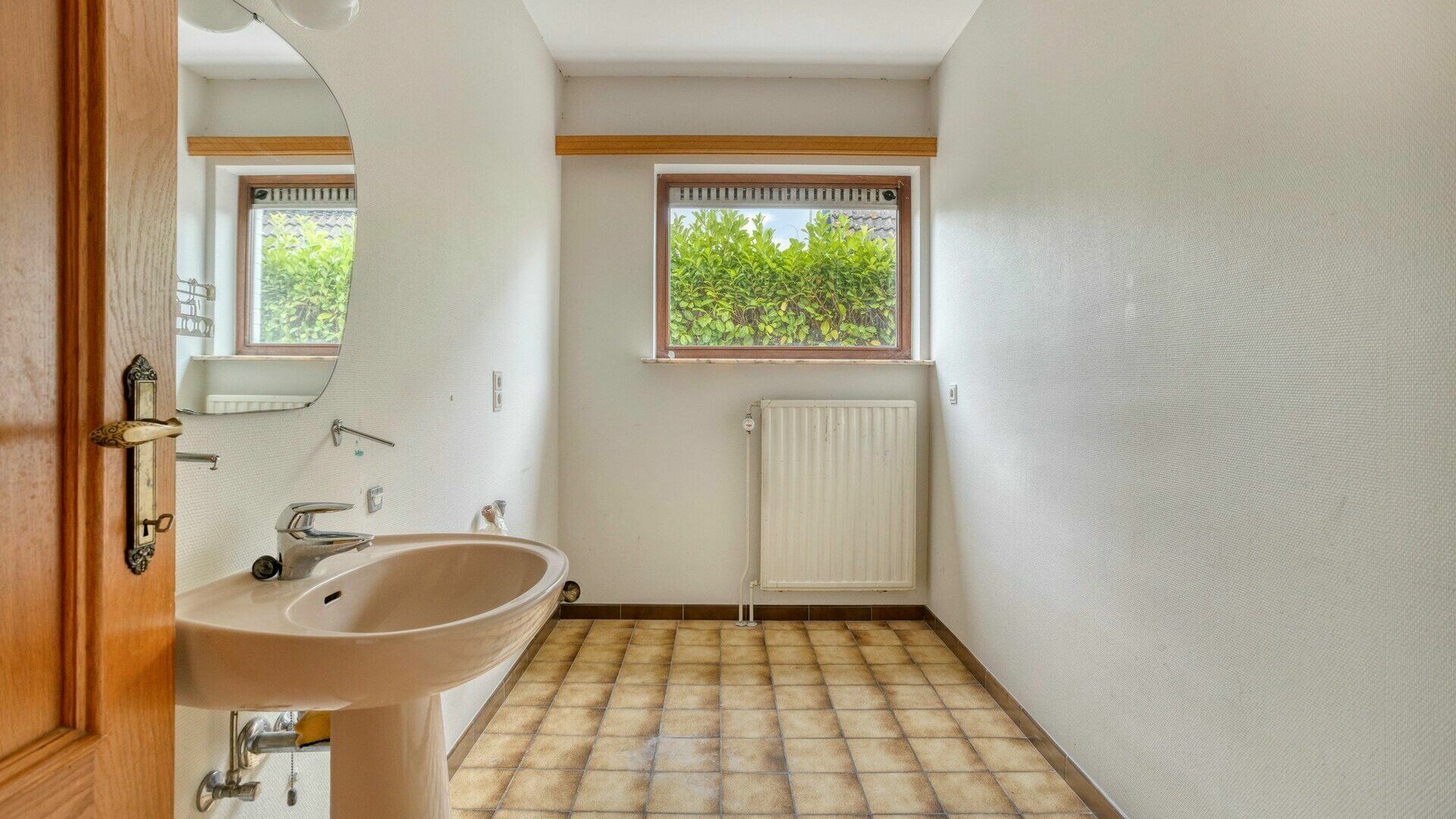 House for sale in MEERBEEK