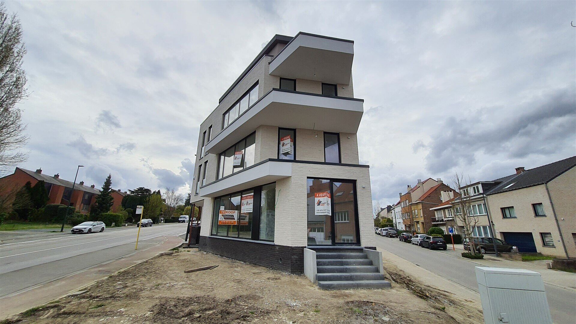 Immeuble à appartements à vendre à SINT-STEVENS-WOLUWE