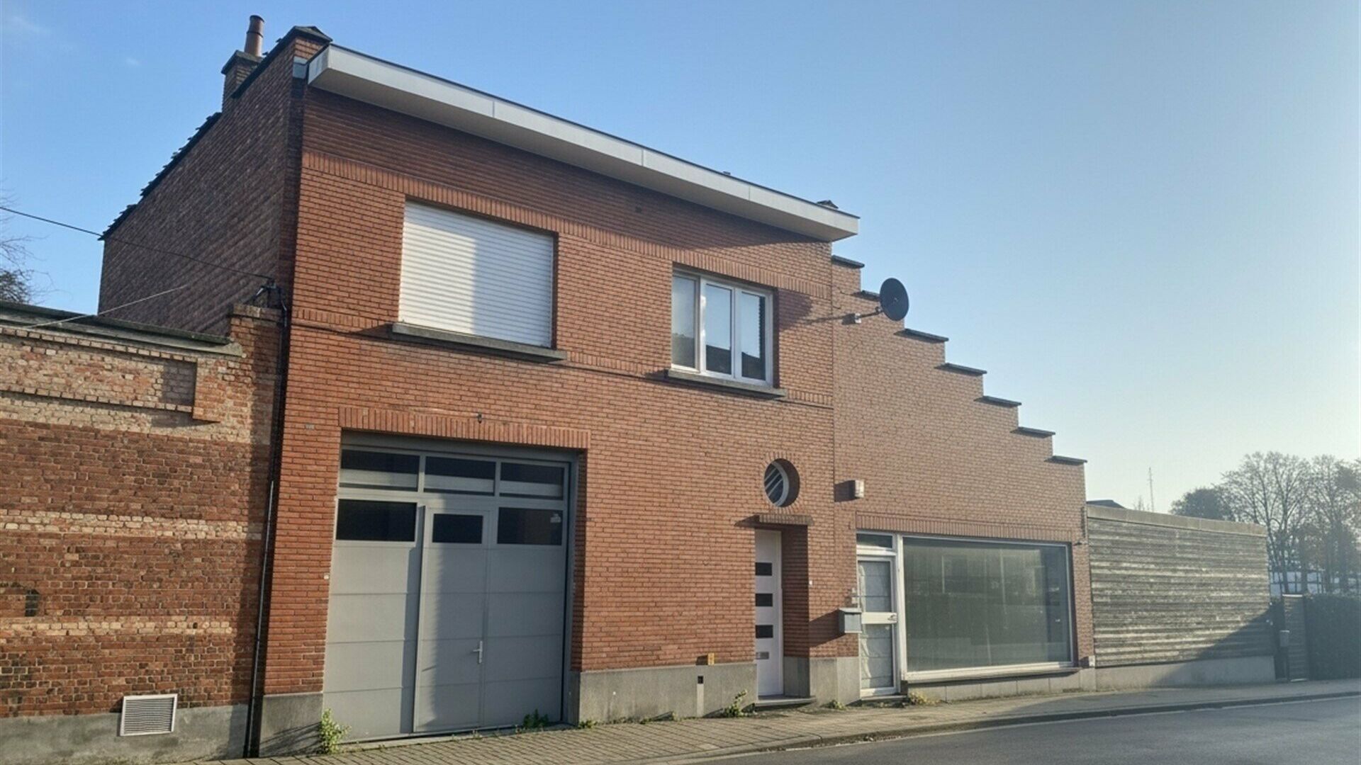 Immeuble commercial à louer à LEUVEN