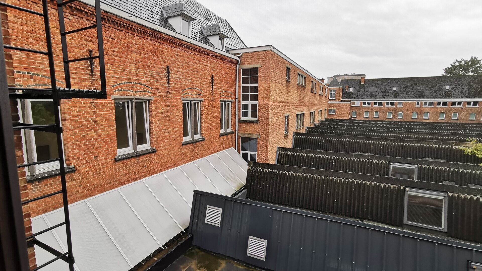 Immeuble de bureaux à vendre à LEUVEN