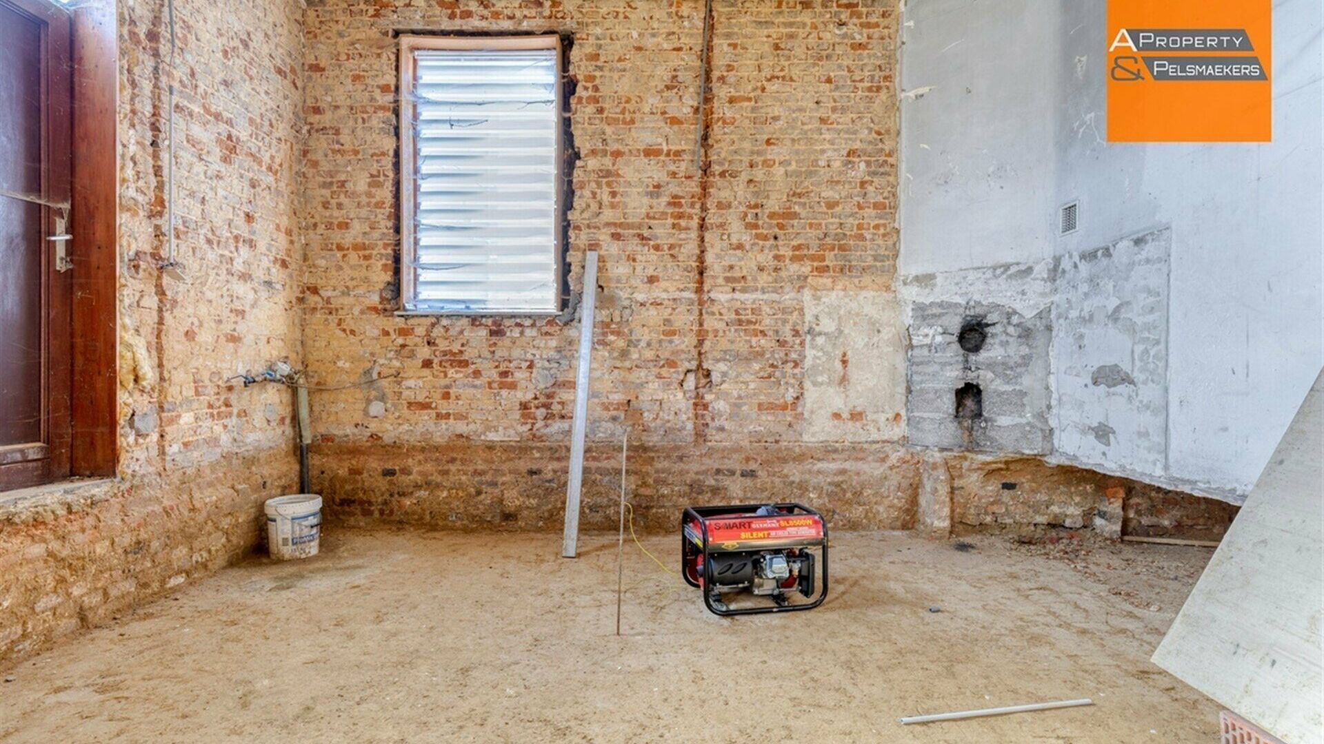 Immeuble mixte à vendre à LUBBEEK