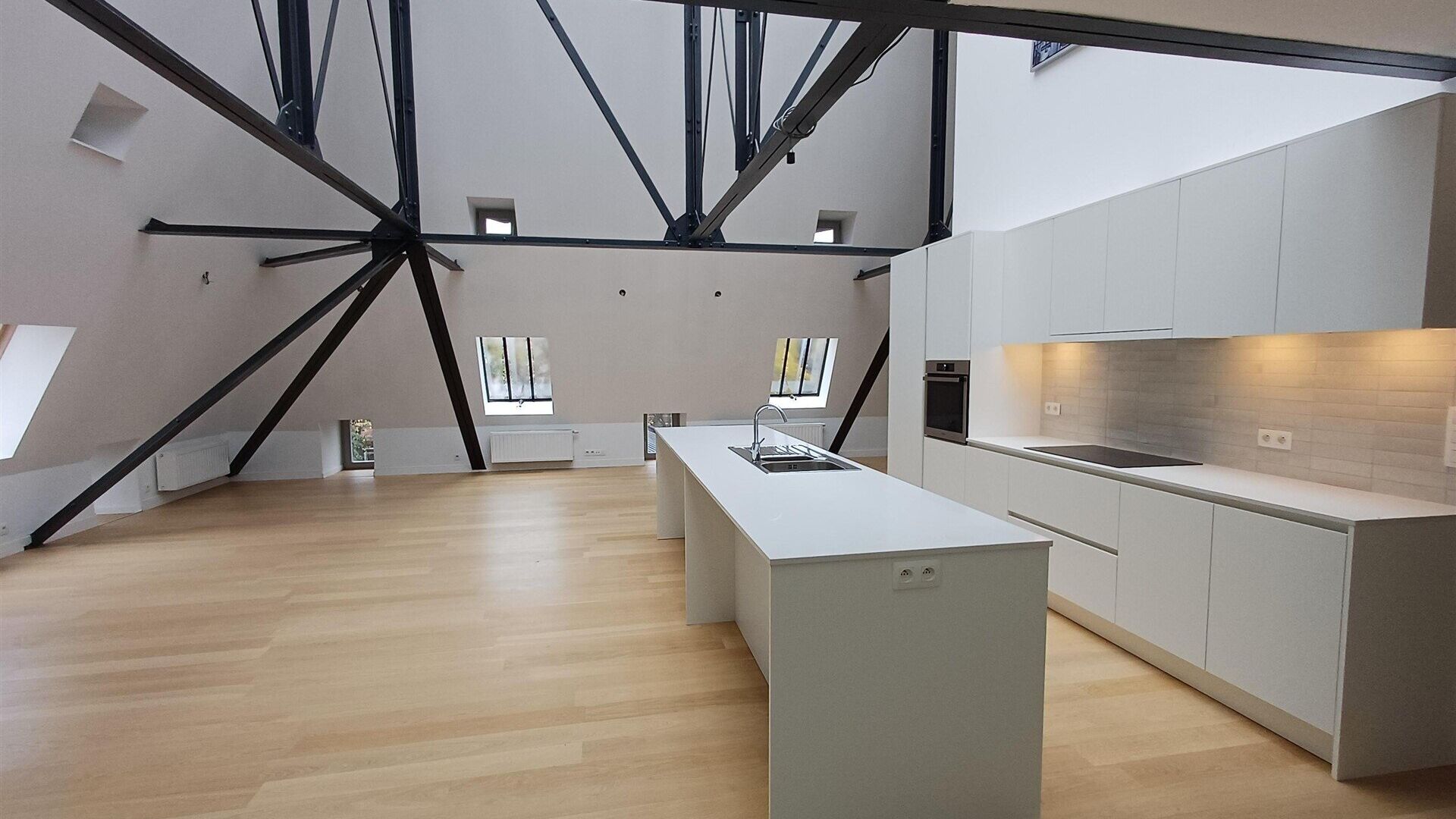 Duplex/penthouse for sale in Anderlecht