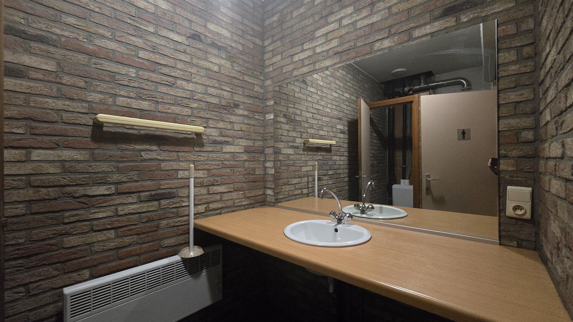 Magazijn te huur in BRUSSEL