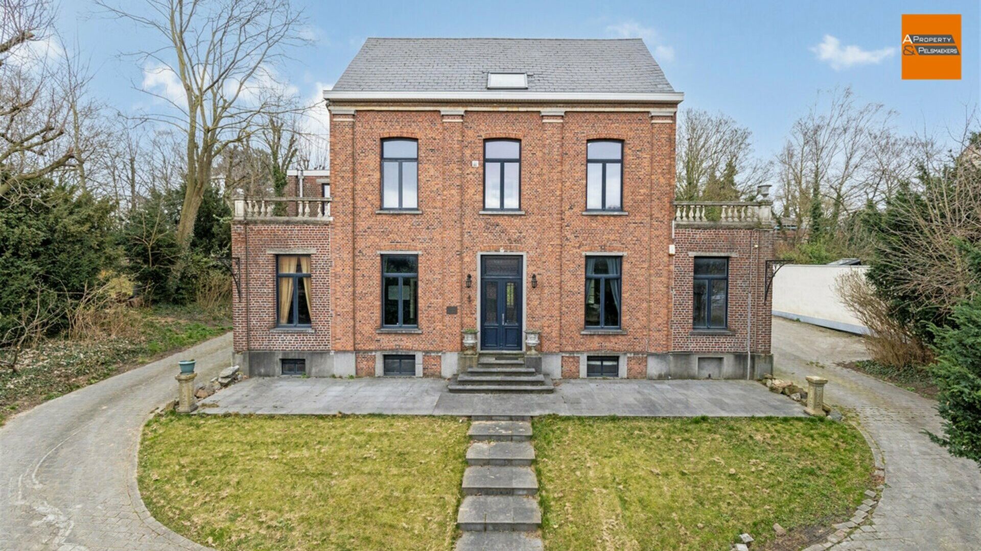 Mansion for sale in MACHELEN