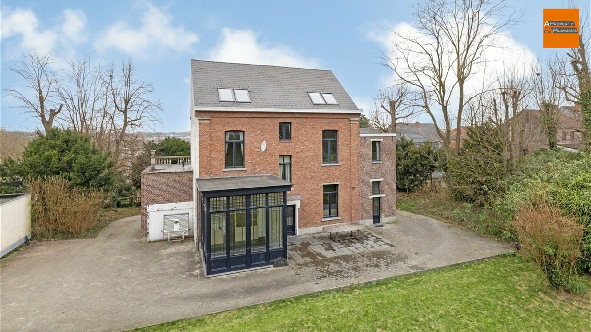 Mansion for sale in MACHELEN