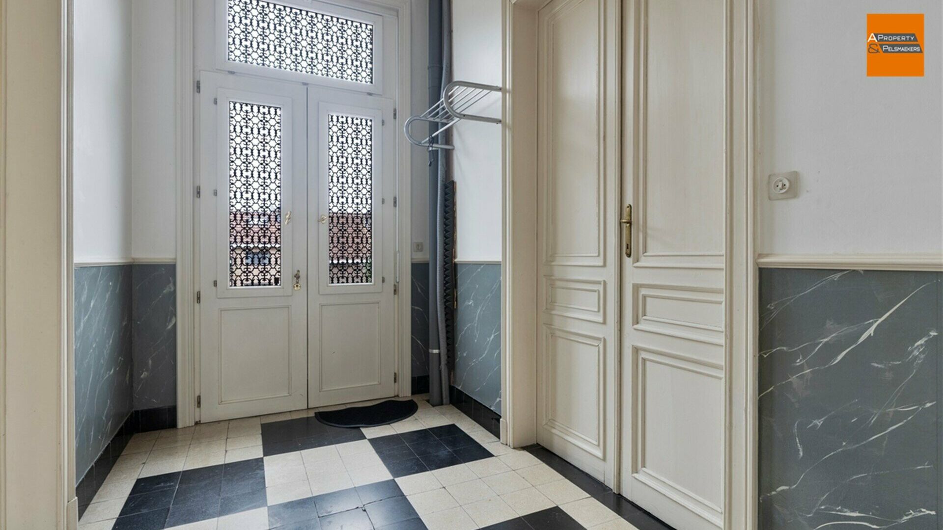 Mansion for sale in MACHELEN