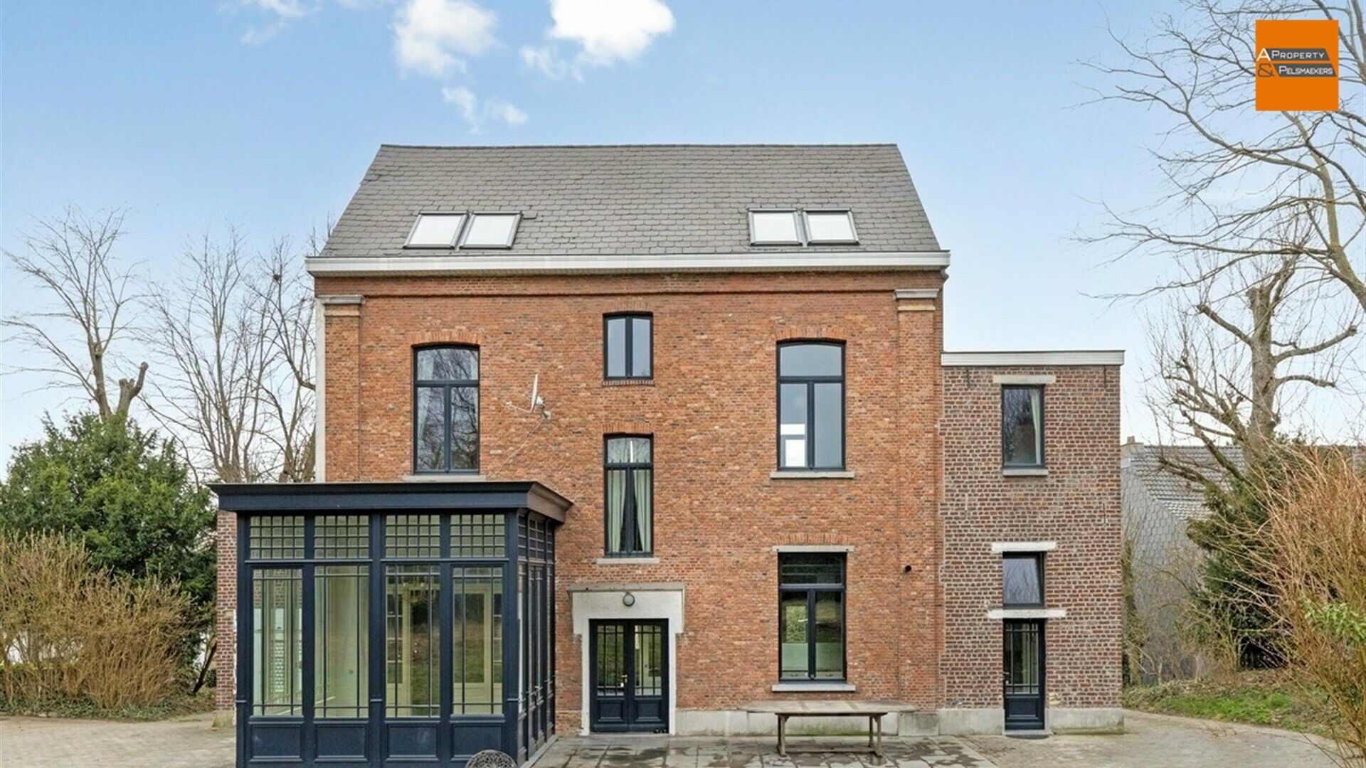 Mansion for sale in MACHELEN