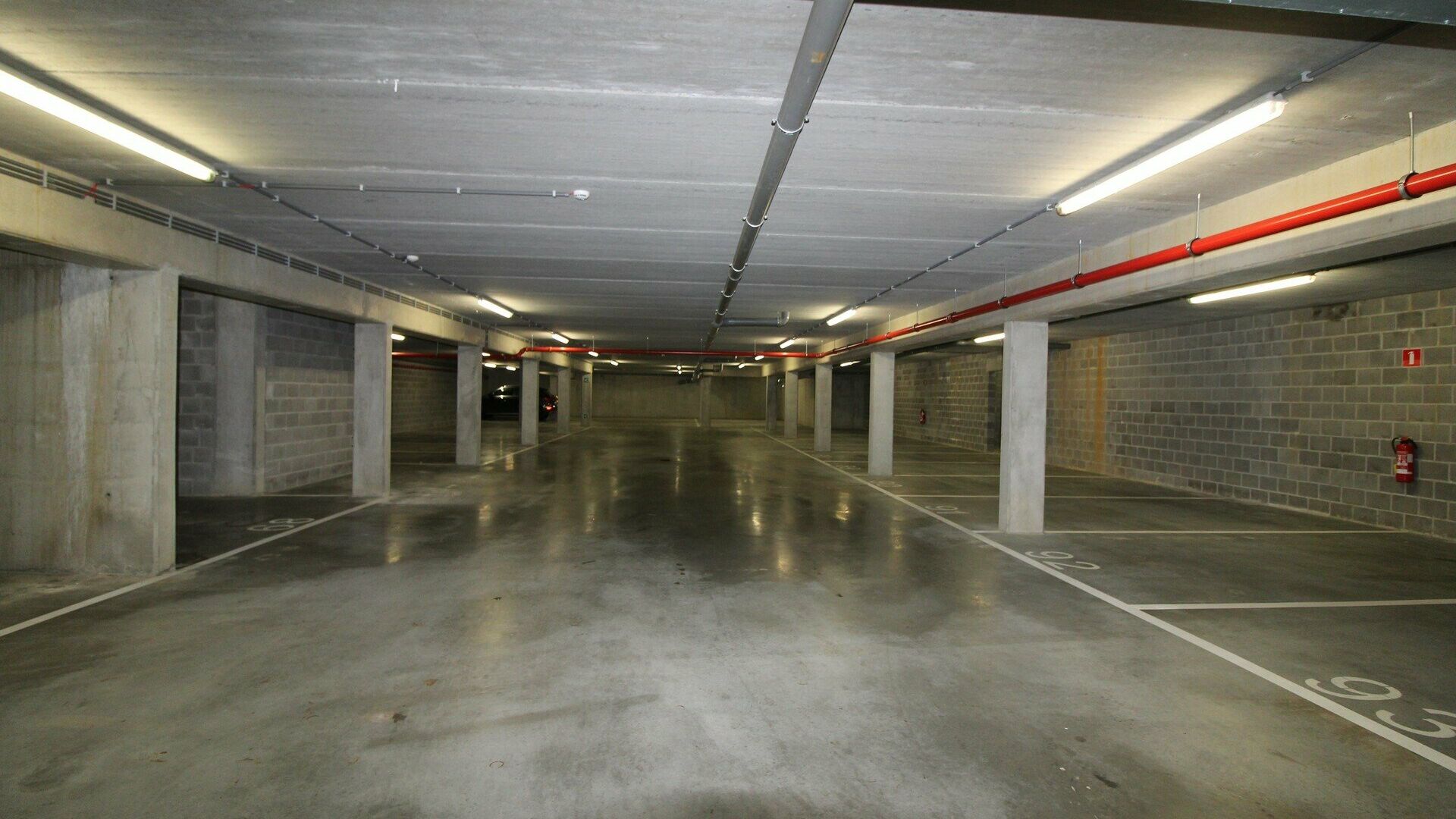 Parking - Binnenstaanplaats &agrave; louer &agrave; KORTENBERG