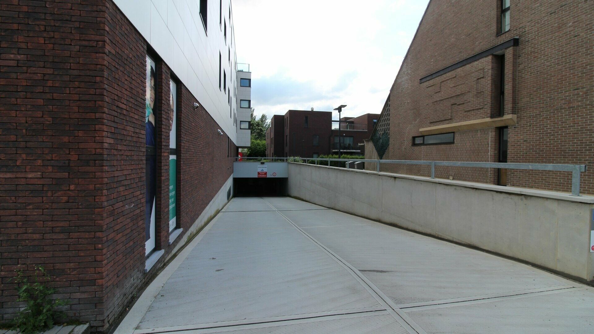 Parking - Binnenstaanplaats &agrave; louer &agrave; KORTENBERG