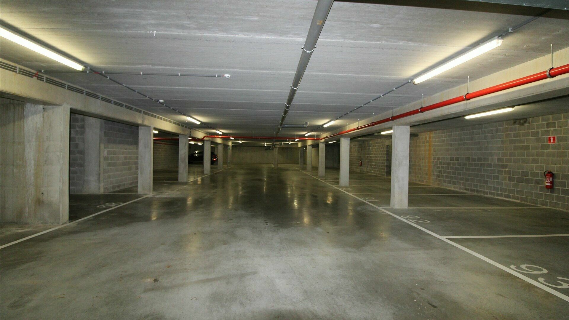 Parking - Binnenstaanplaats &agrave; louer &agrave; KORTENBERG