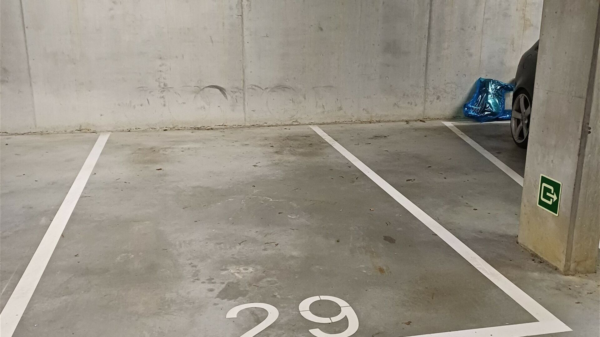 Parking - Binnenstaanplaats for sale in KORTENBERG