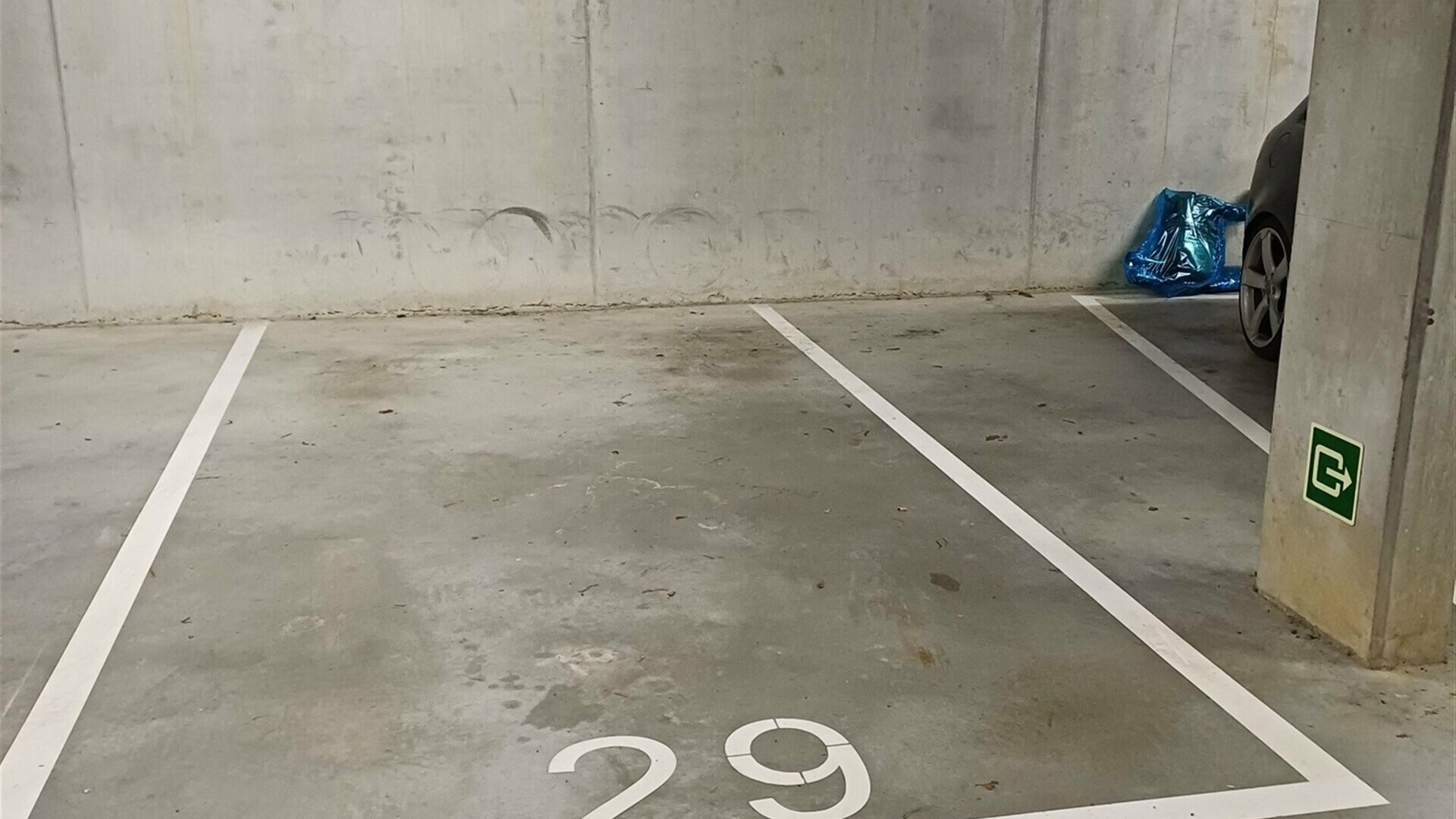 Parking - Binnenstaanplaats te huur in KORTENBERG