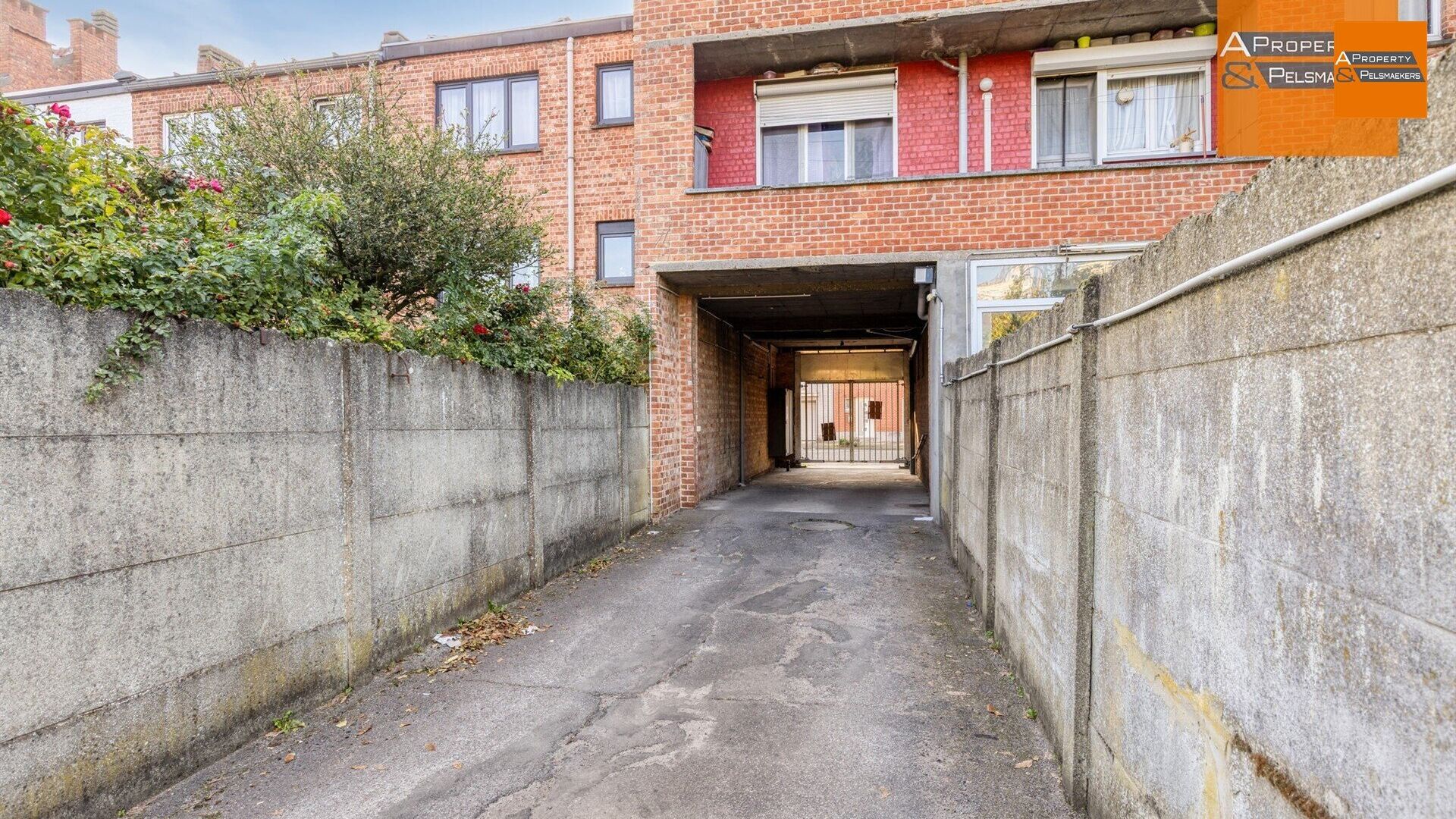 Parking - gesloten garagebox à vendre à ANDERLECHT
