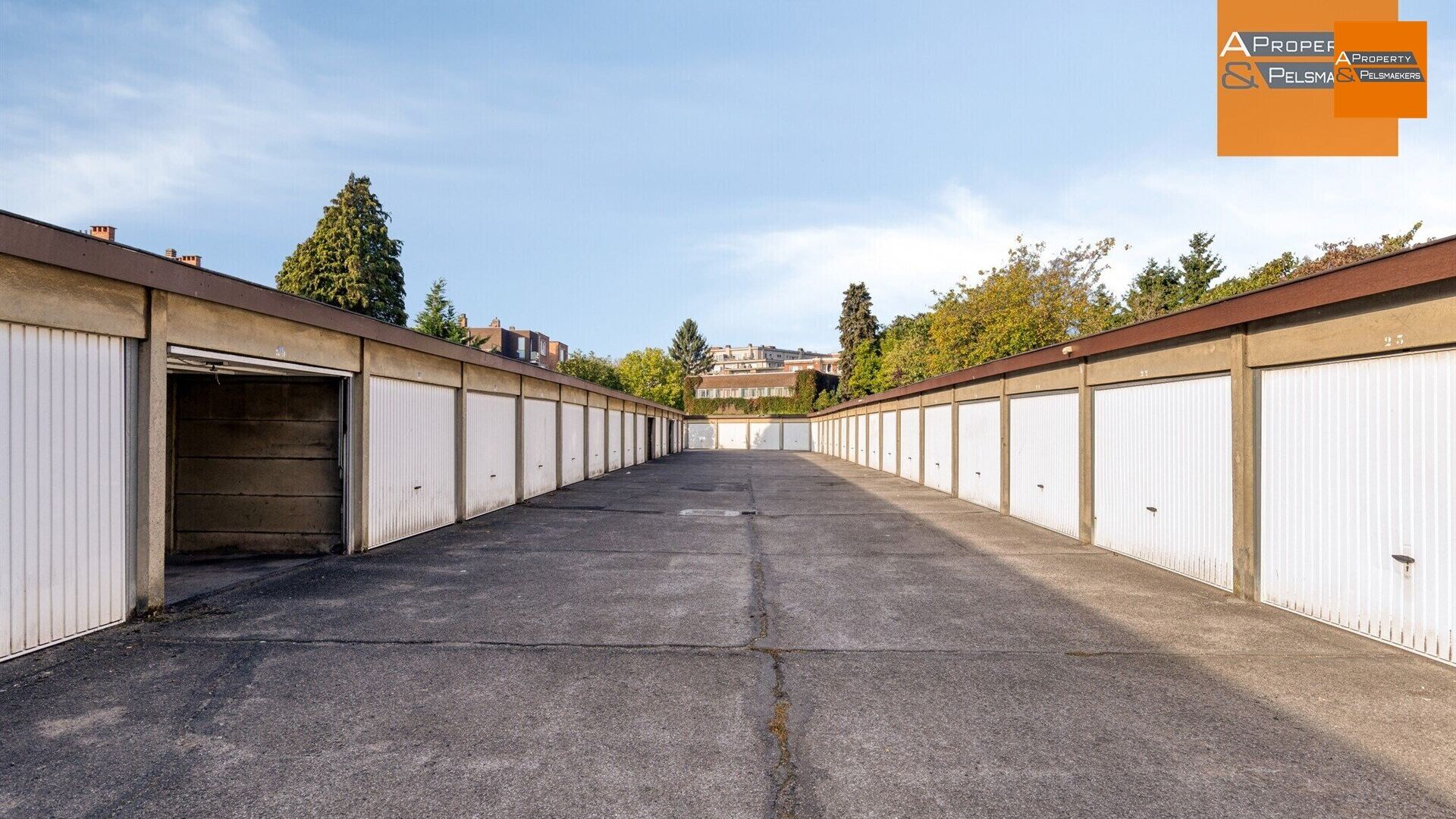 Parking - gesloten garagebox à vendre à ANDERLECHT