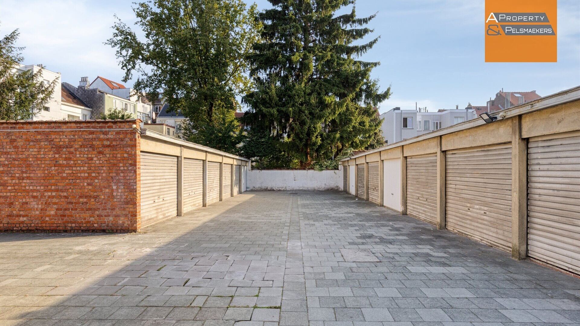 Parking - gesloten garagebox à vendre à ANDERLECHT