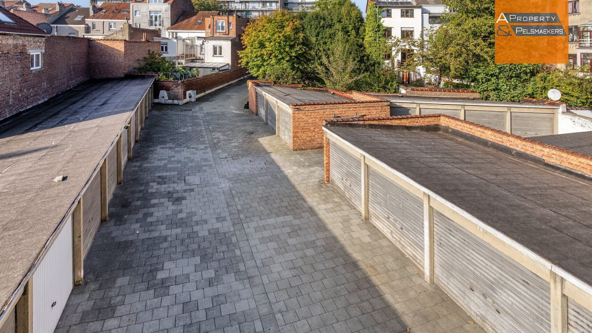 Parking - gesloten garagebox à vendre à ANDERLECHT