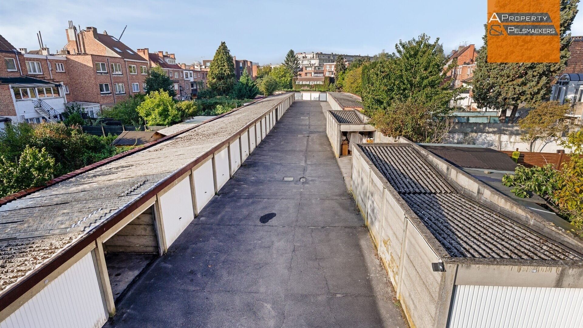 Parking - gesloten garagebox &agrave; vendre &agrave; ANDERLECHT