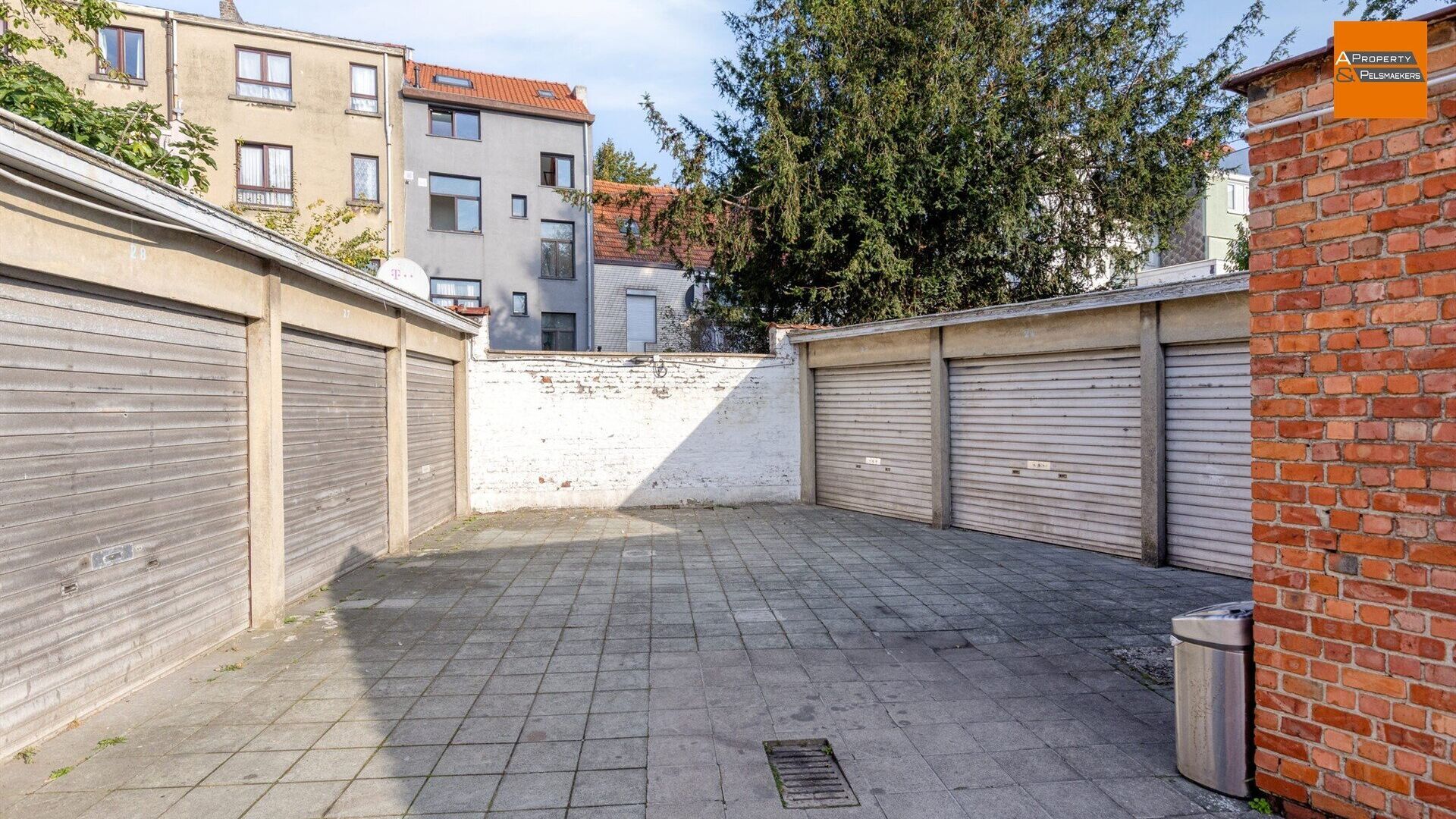 Parking - gesloten garagebox for sale in ANDERLECHT
