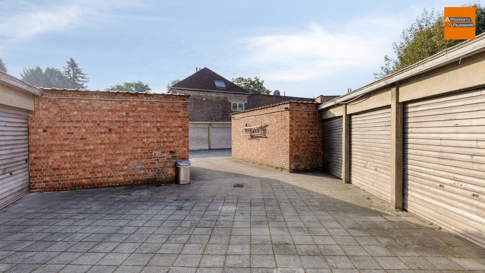 Parking - gesloten garagebox for sale in ANDERLECHT
