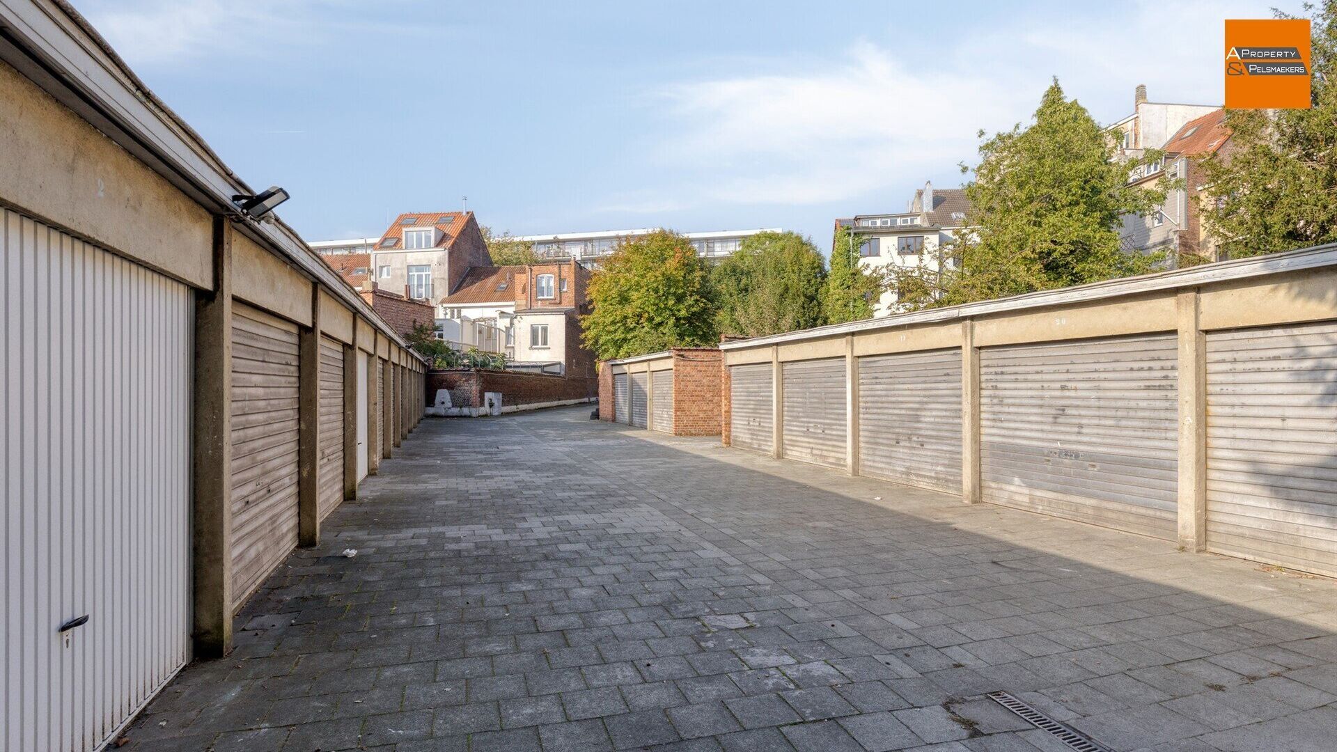Parking - gesloten garagebox for sale in ANDERLECHT